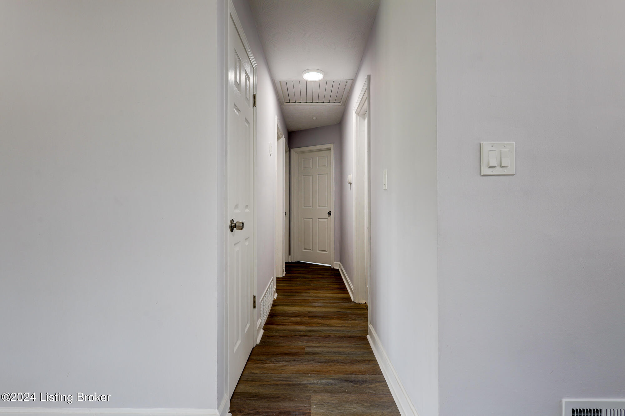 5903 Jessamine Ln