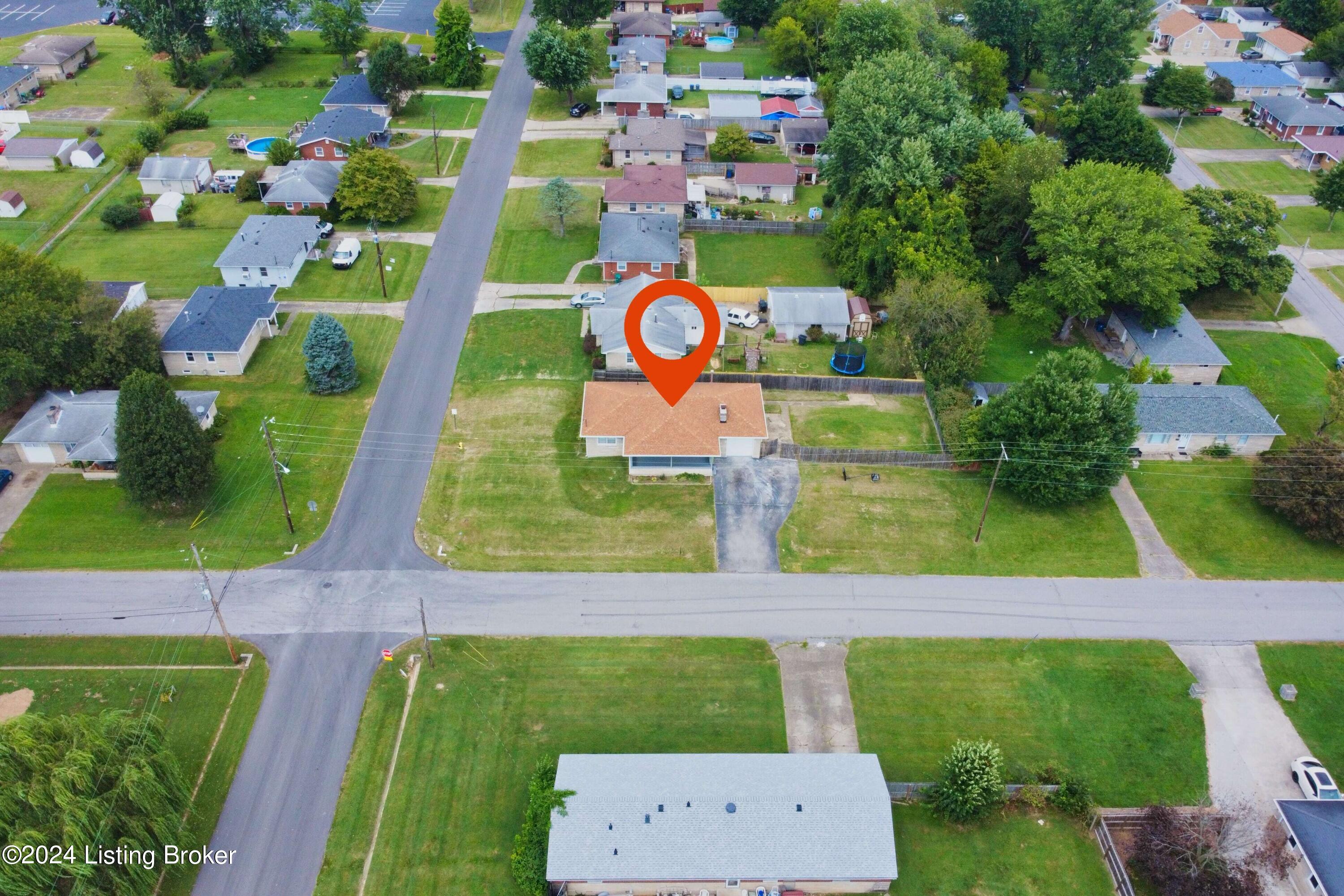 5903 Jessamine Ln