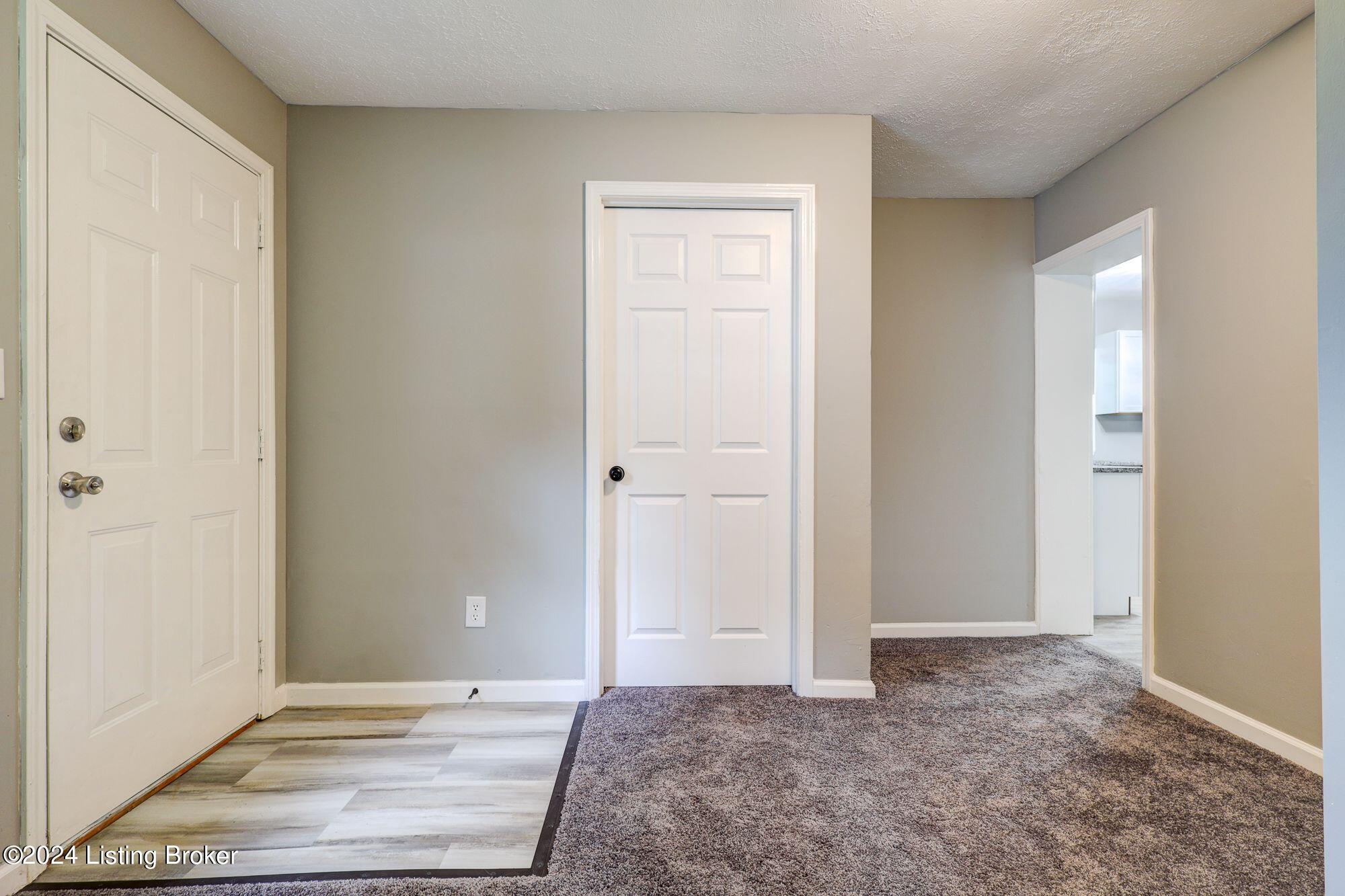 3810 Susan Ln