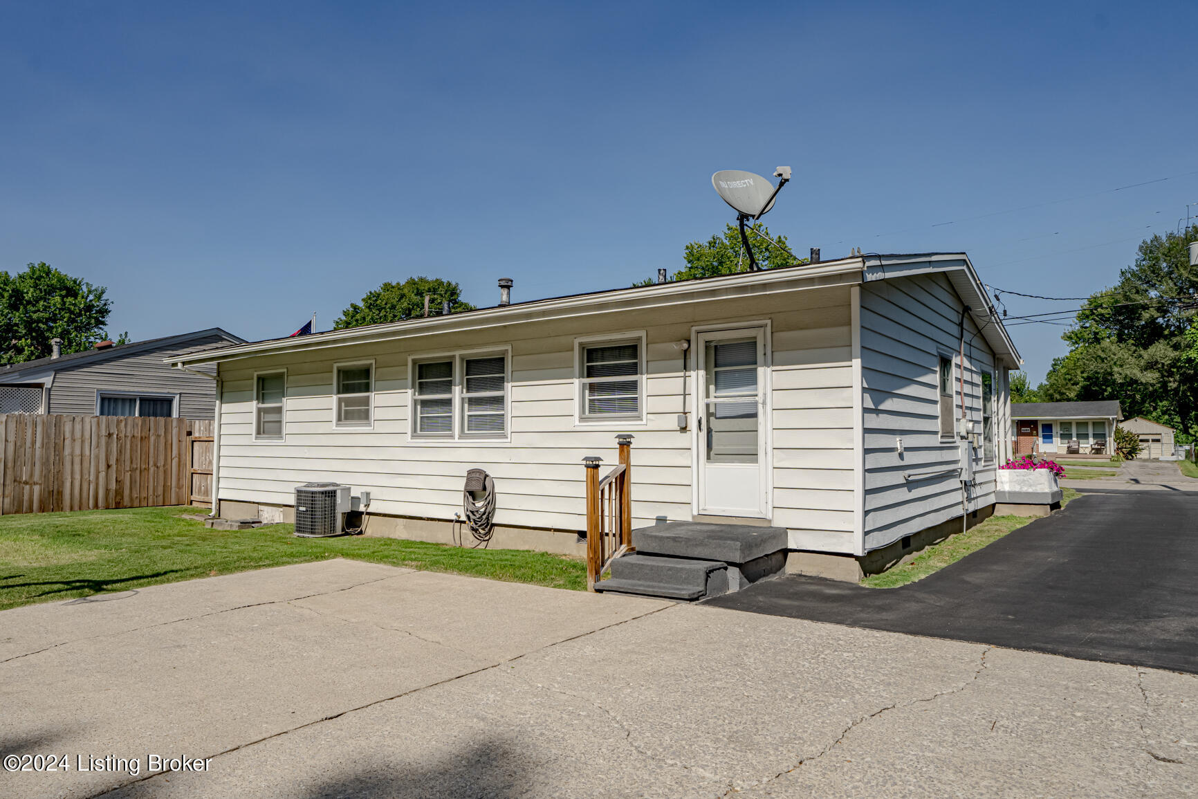 9919 West Ave