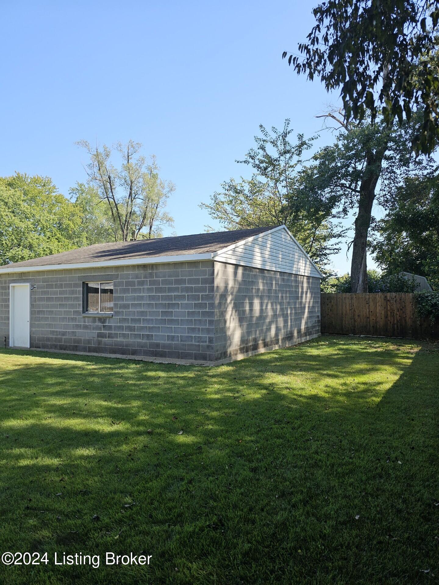 9919 West Ave