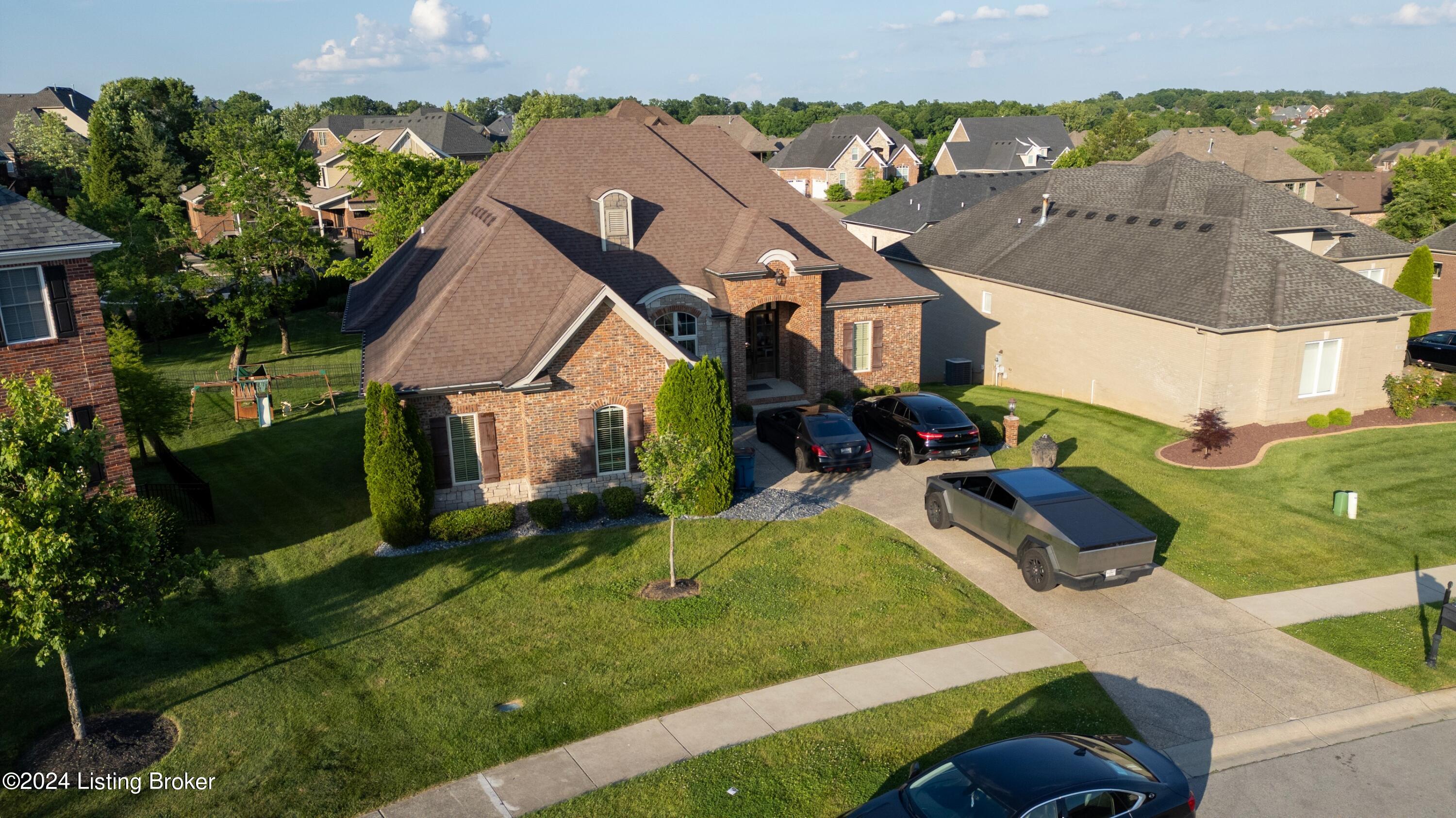 18733 Willington Cir