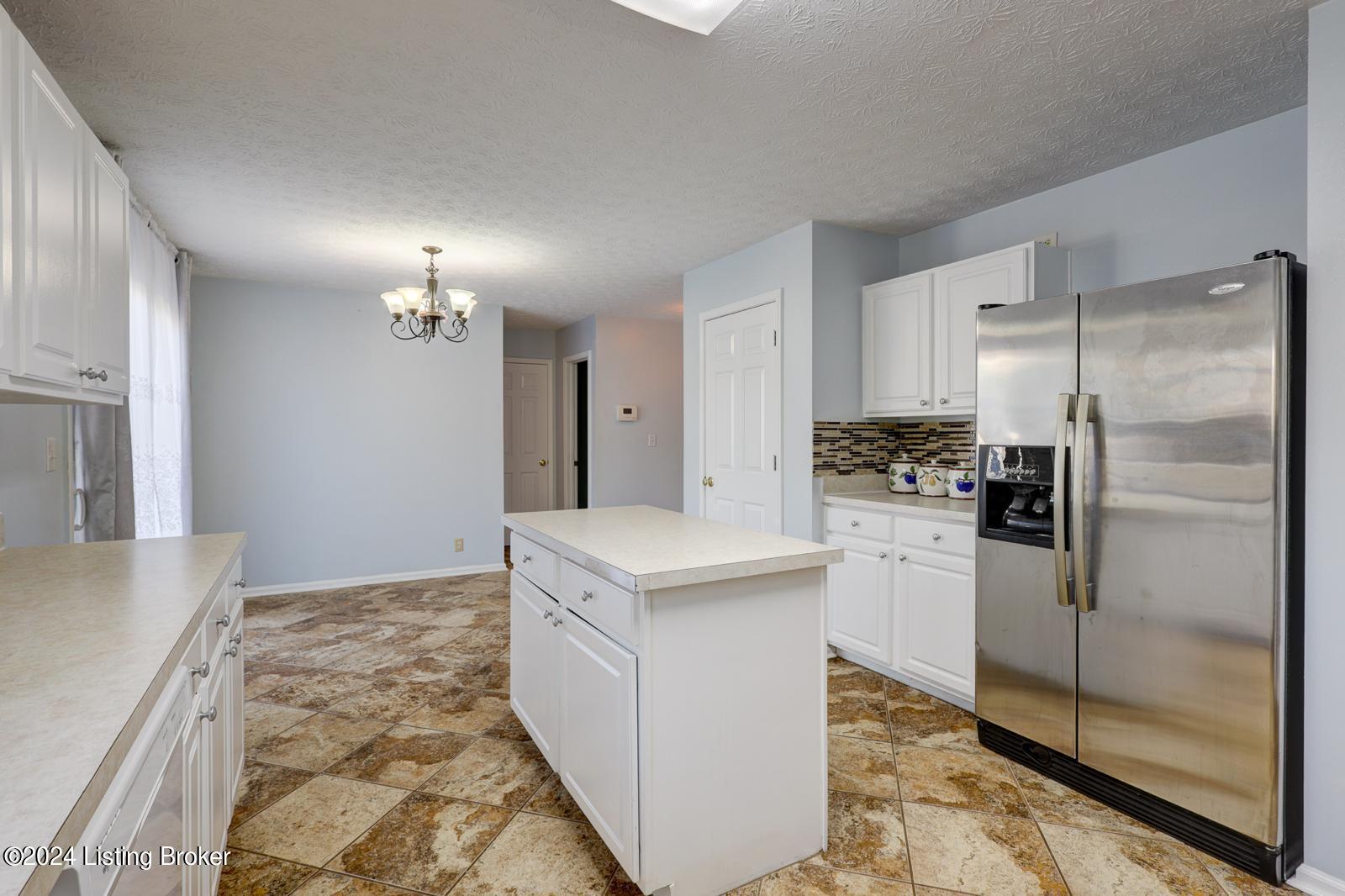 4309 Harvest Moon Dr