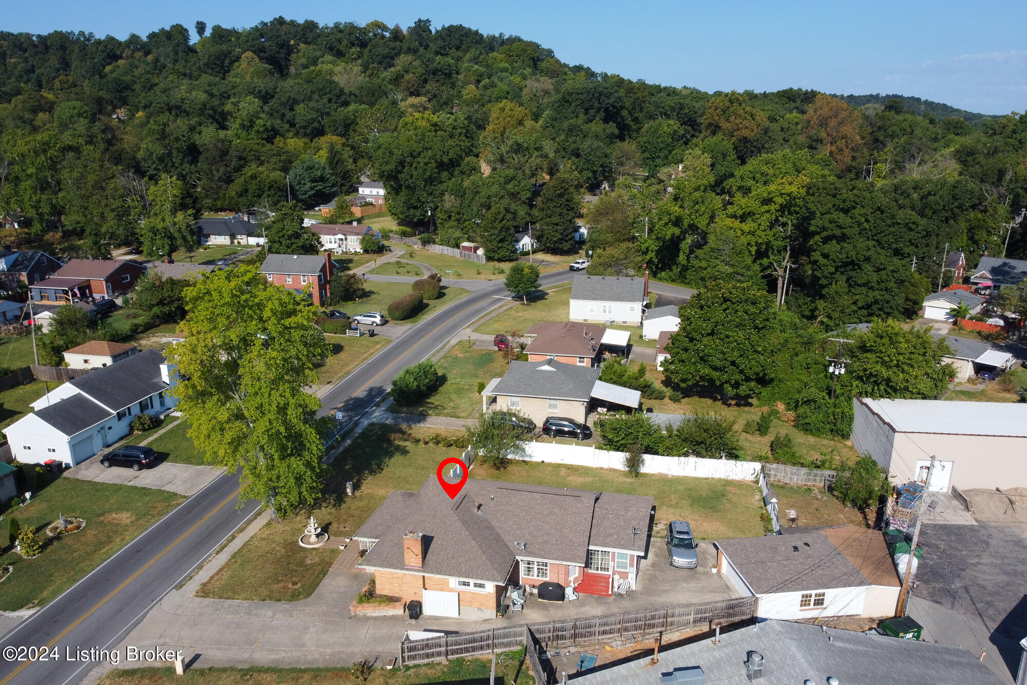 427 E Kenwood Dr