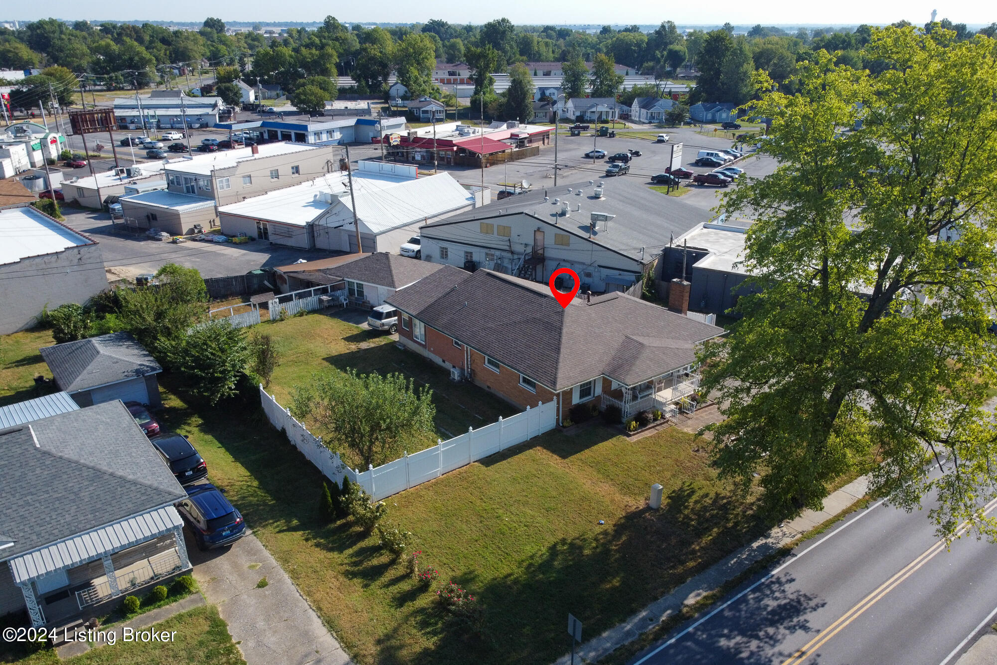 427 E Kenwood Dr