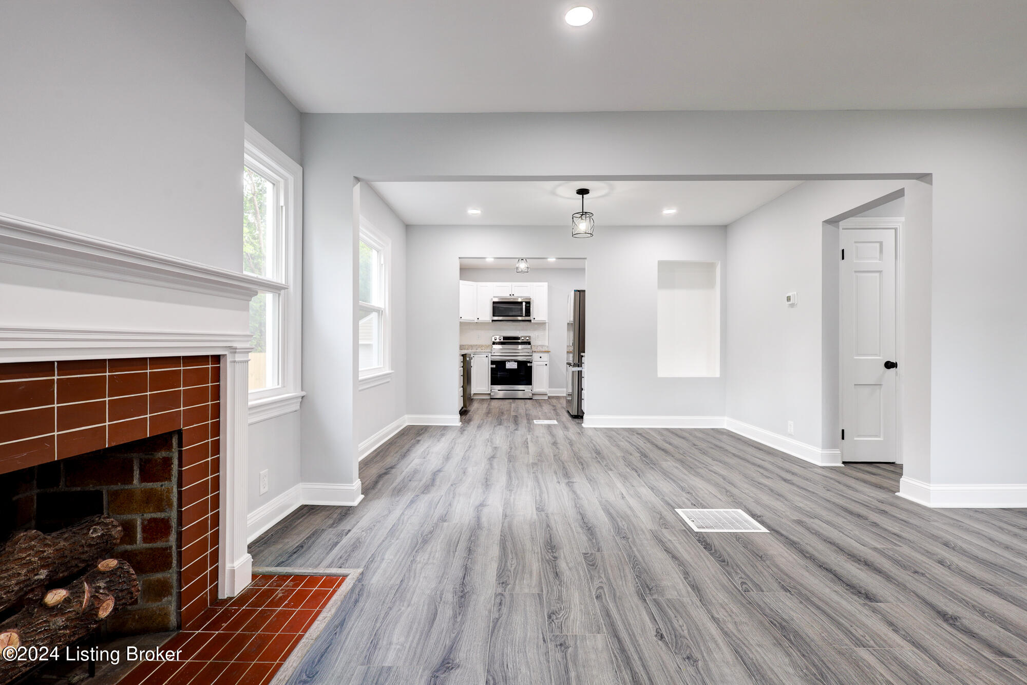 507 Christopher Pl