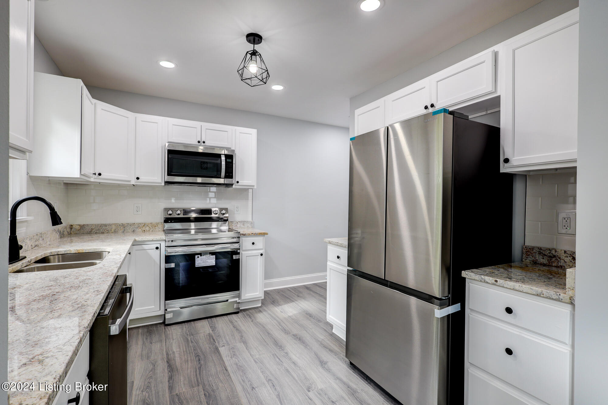 507 Christopher Pl