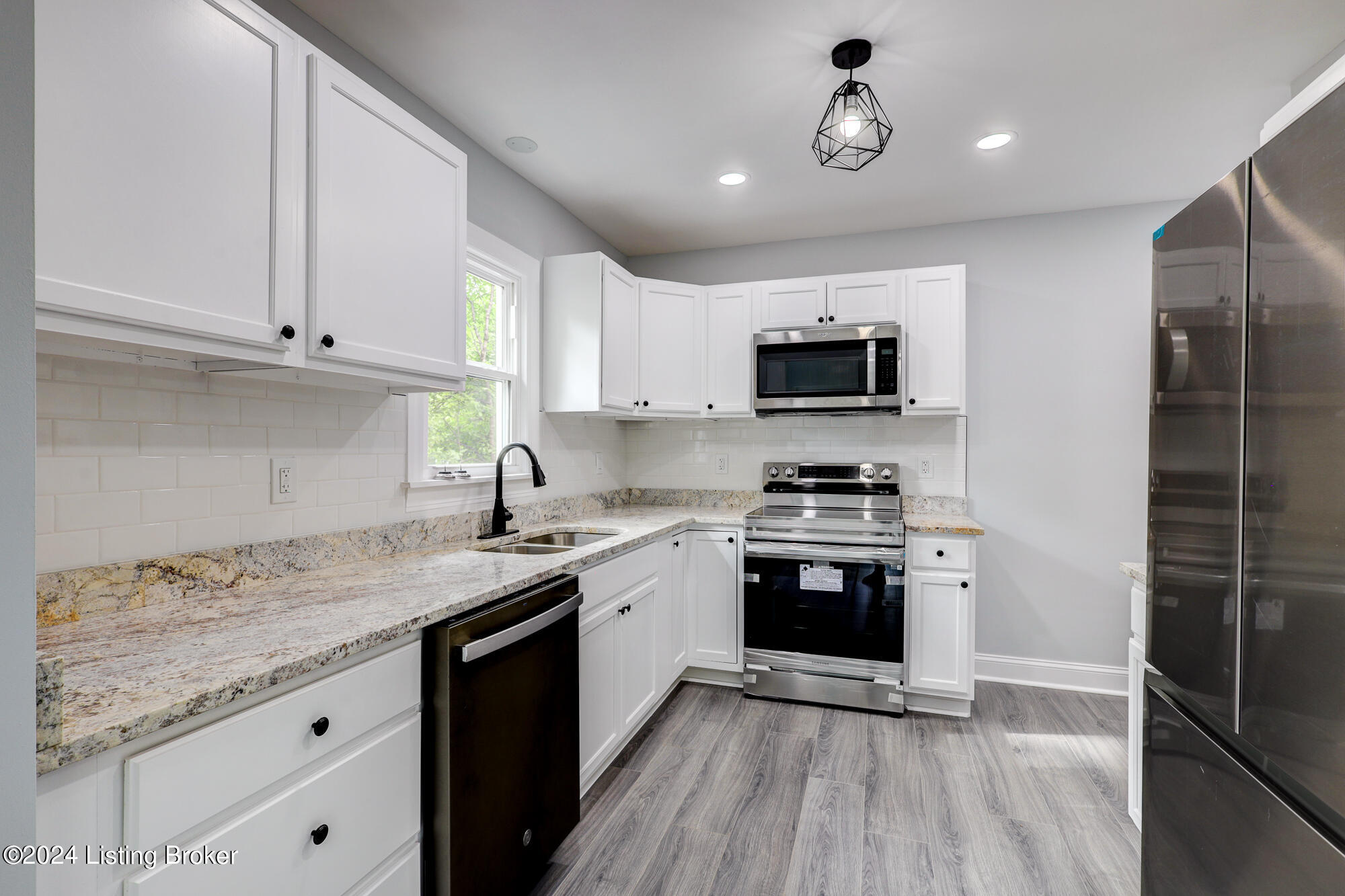 507 Christopher Pl