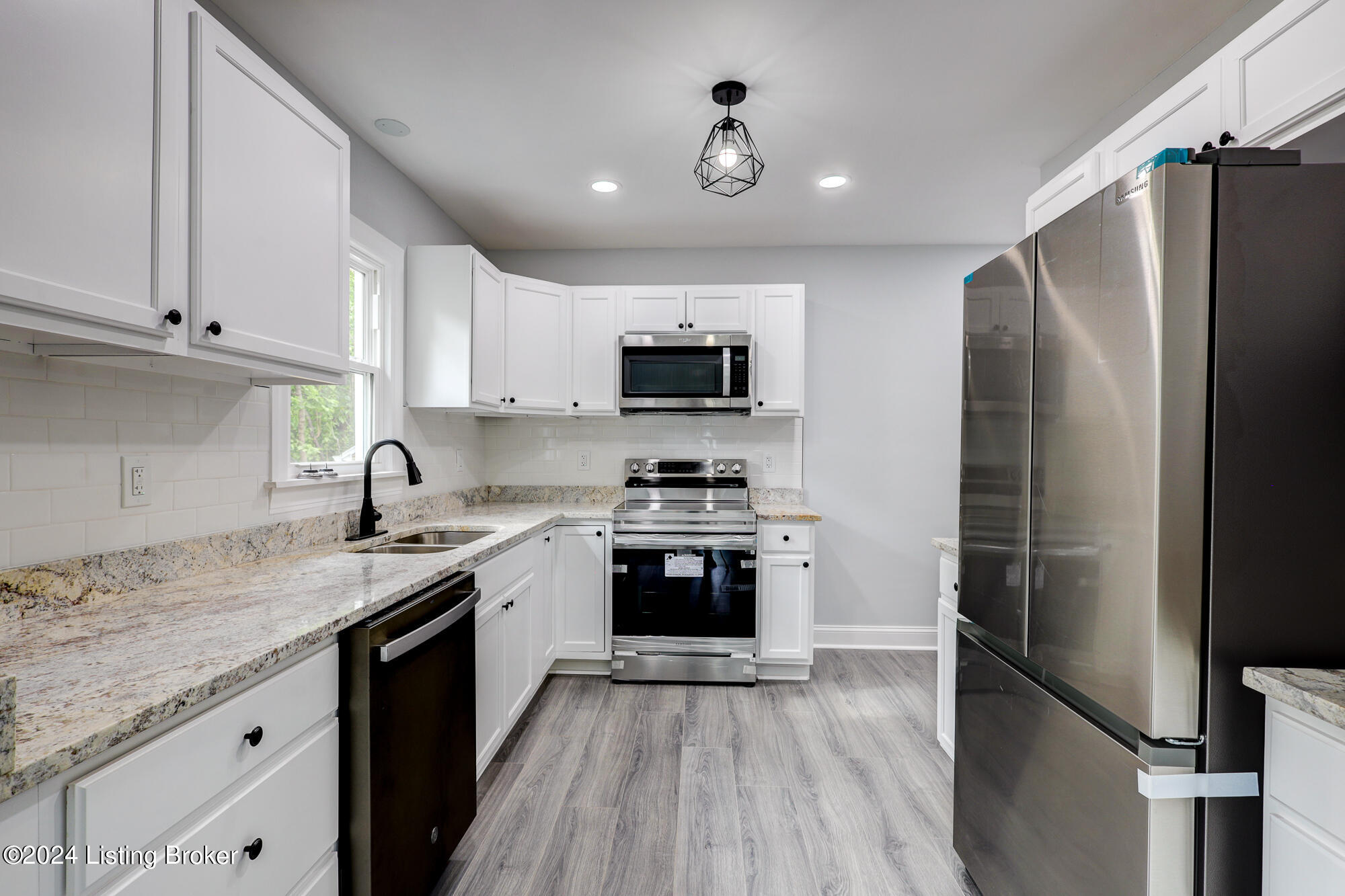 507 Christopher Pl