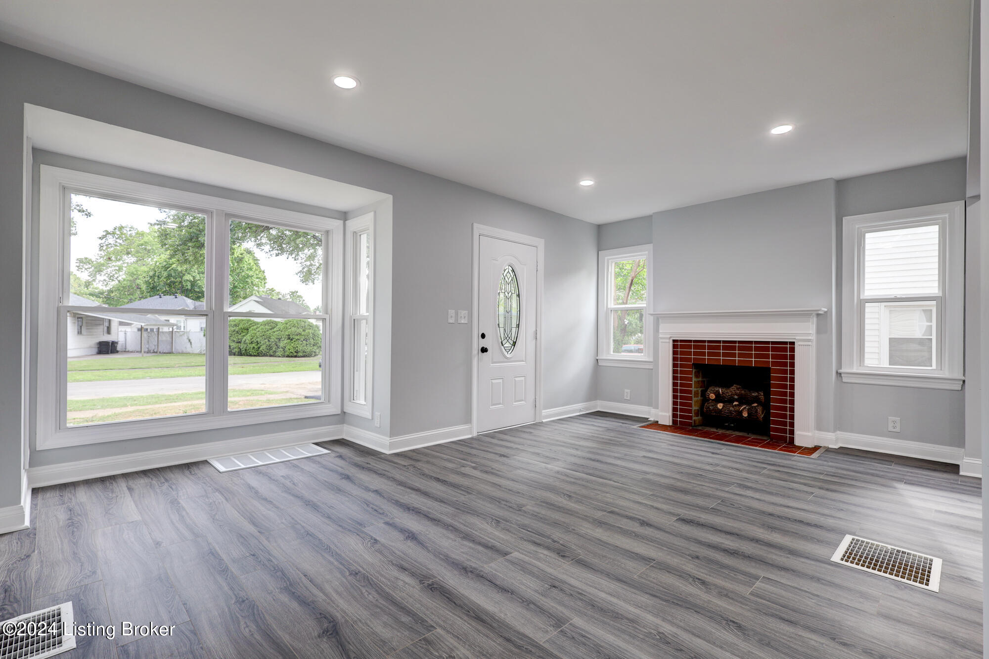 507 Christopher Pl