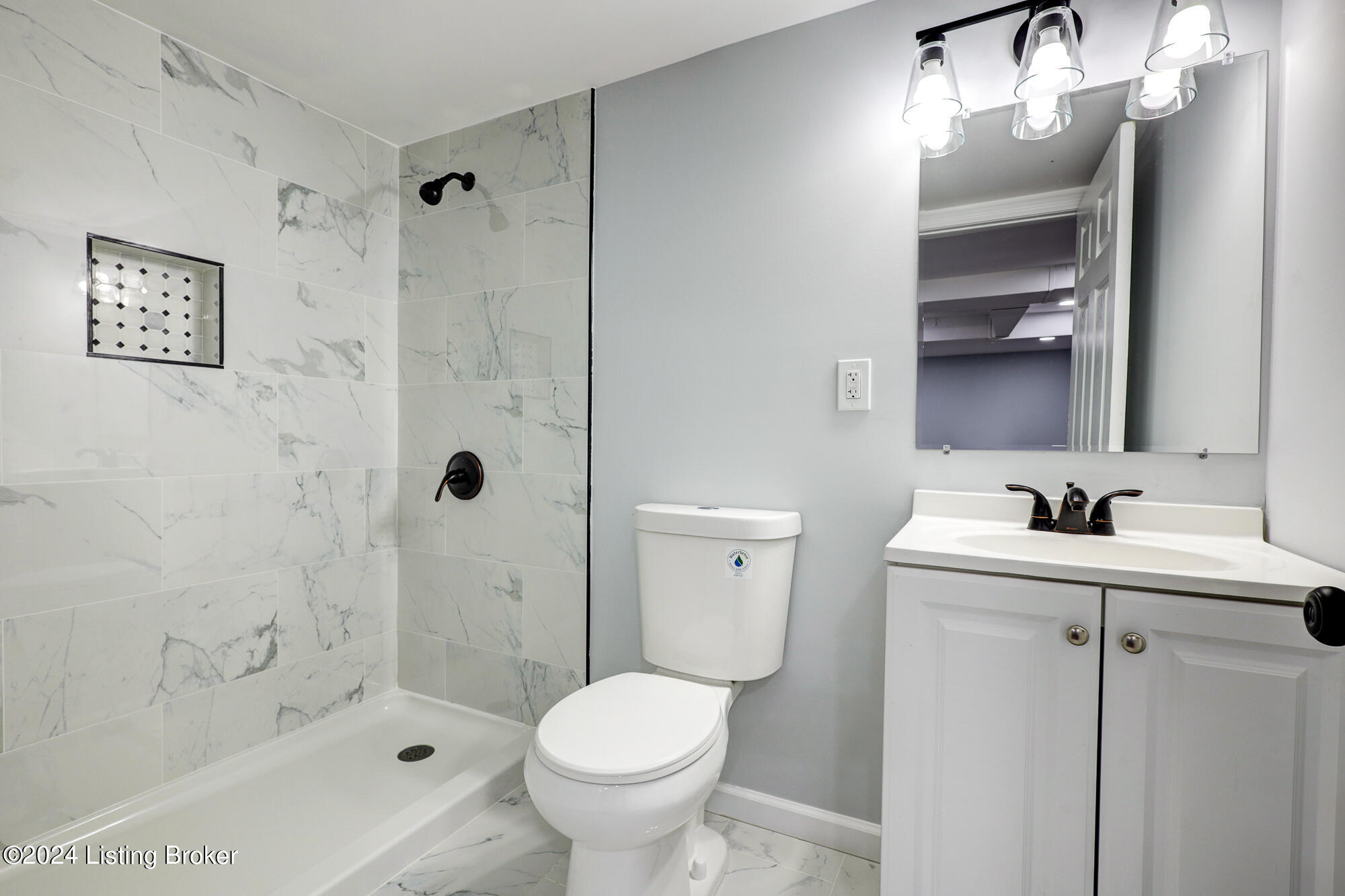 507 Christopher Pl