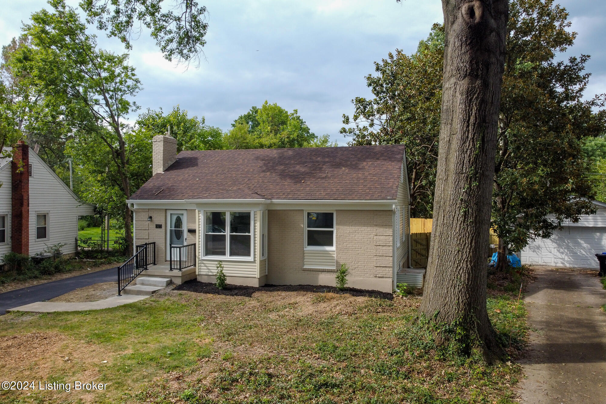 507 Christopher Pl