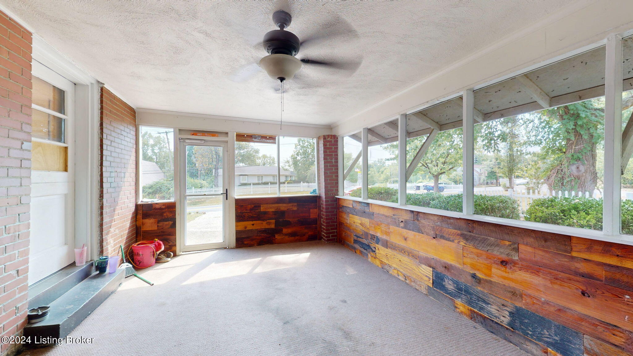 971 Palatka Rd