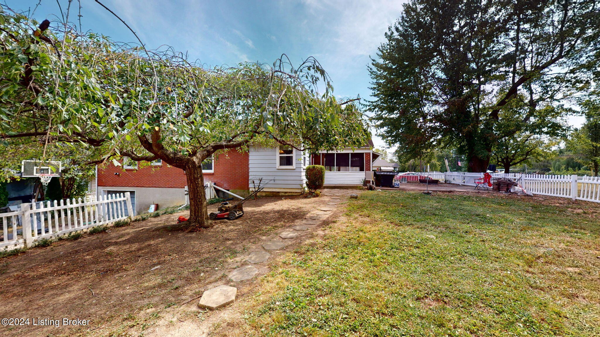 971 Palatka Rd