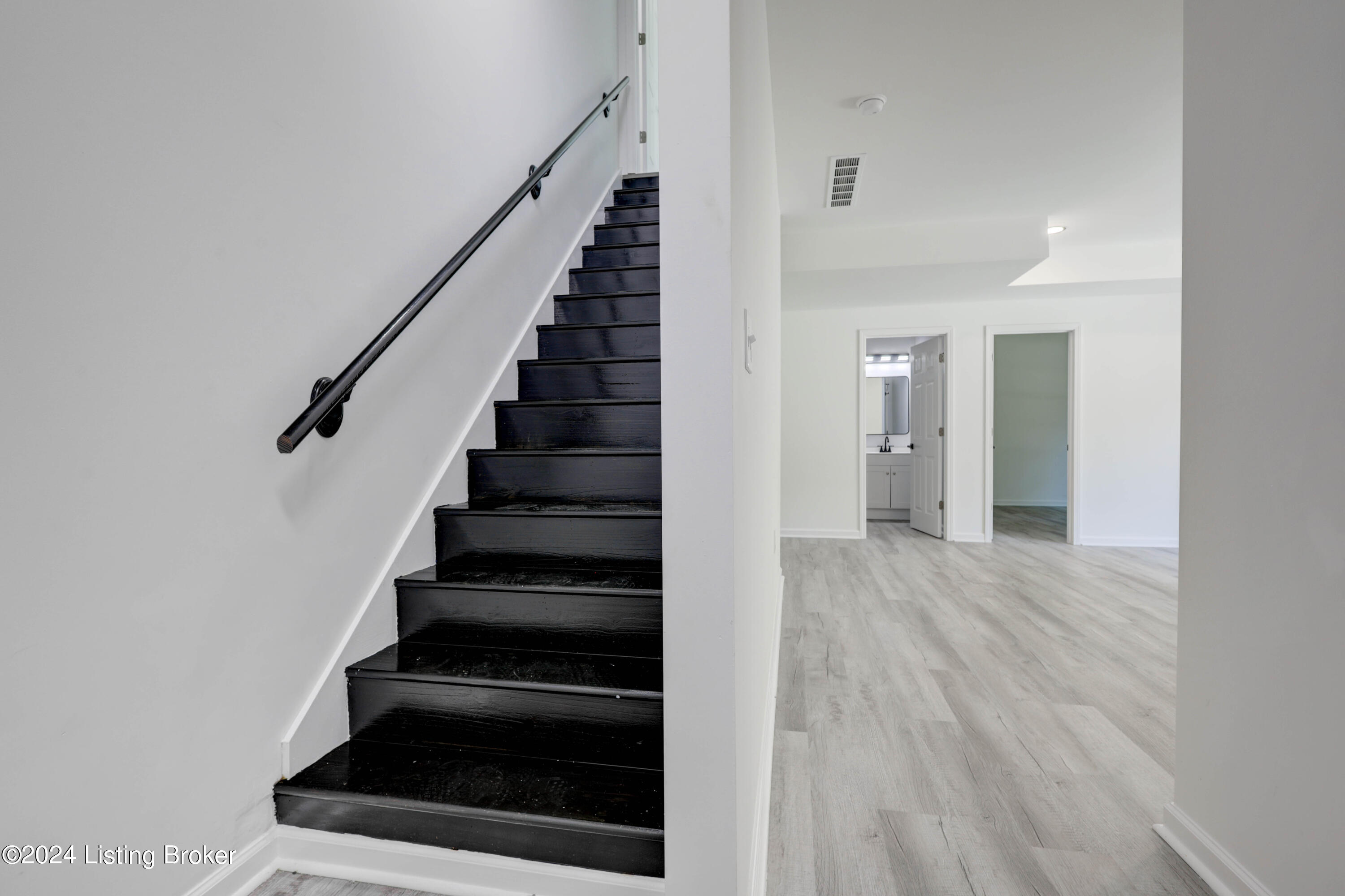 7711 Cottage Cove Way