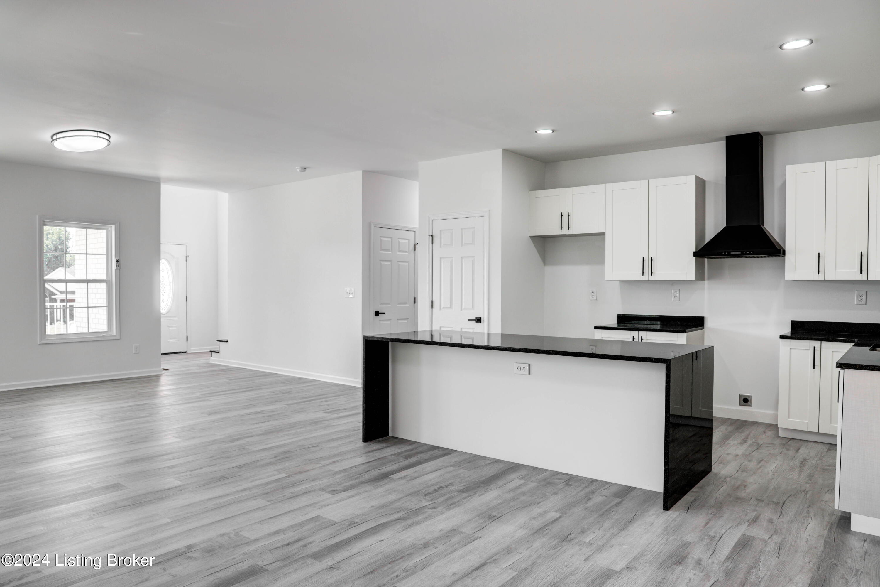 7711 Cottage Cove Way