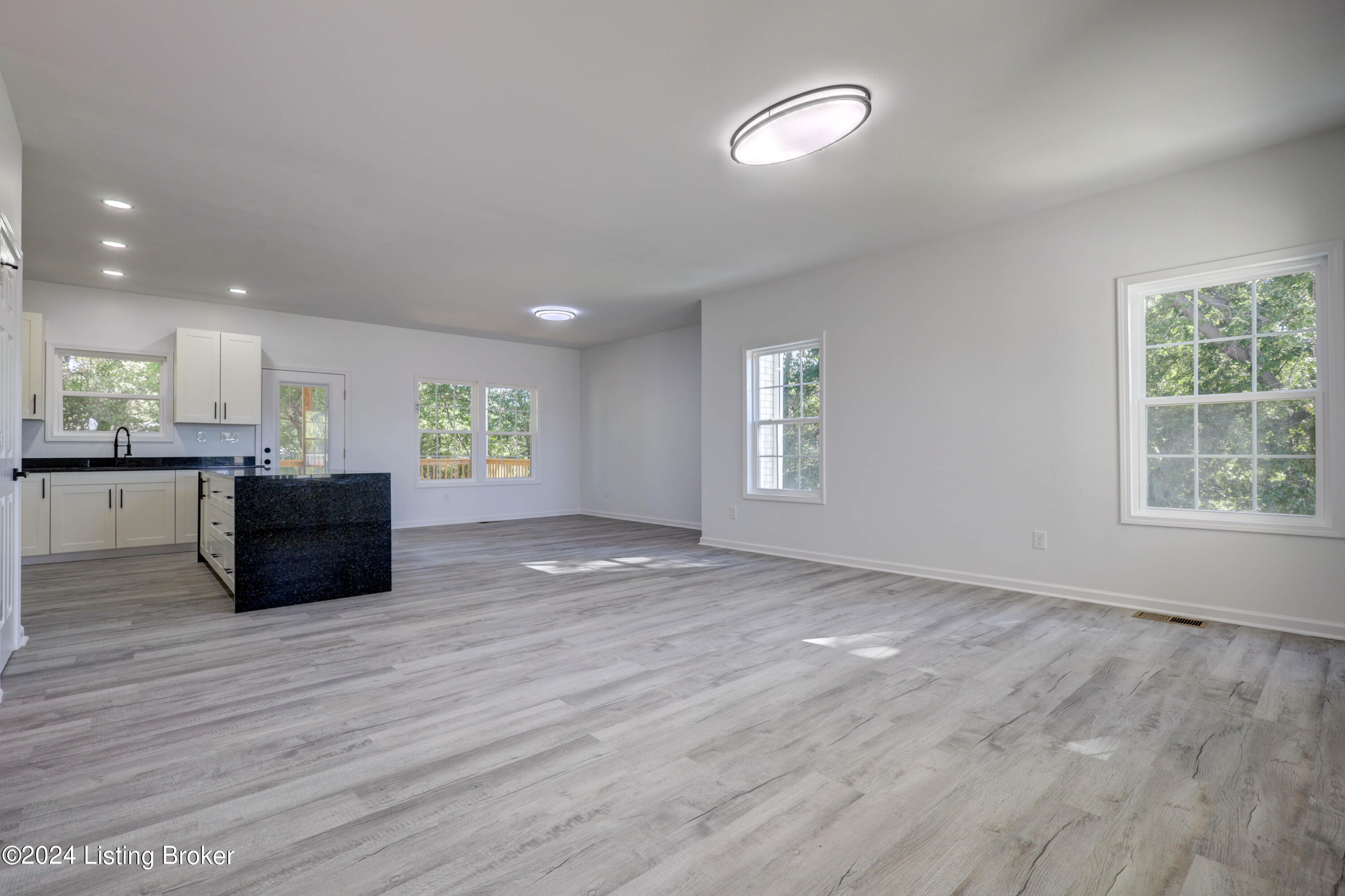 7711 Cottage Cove Way