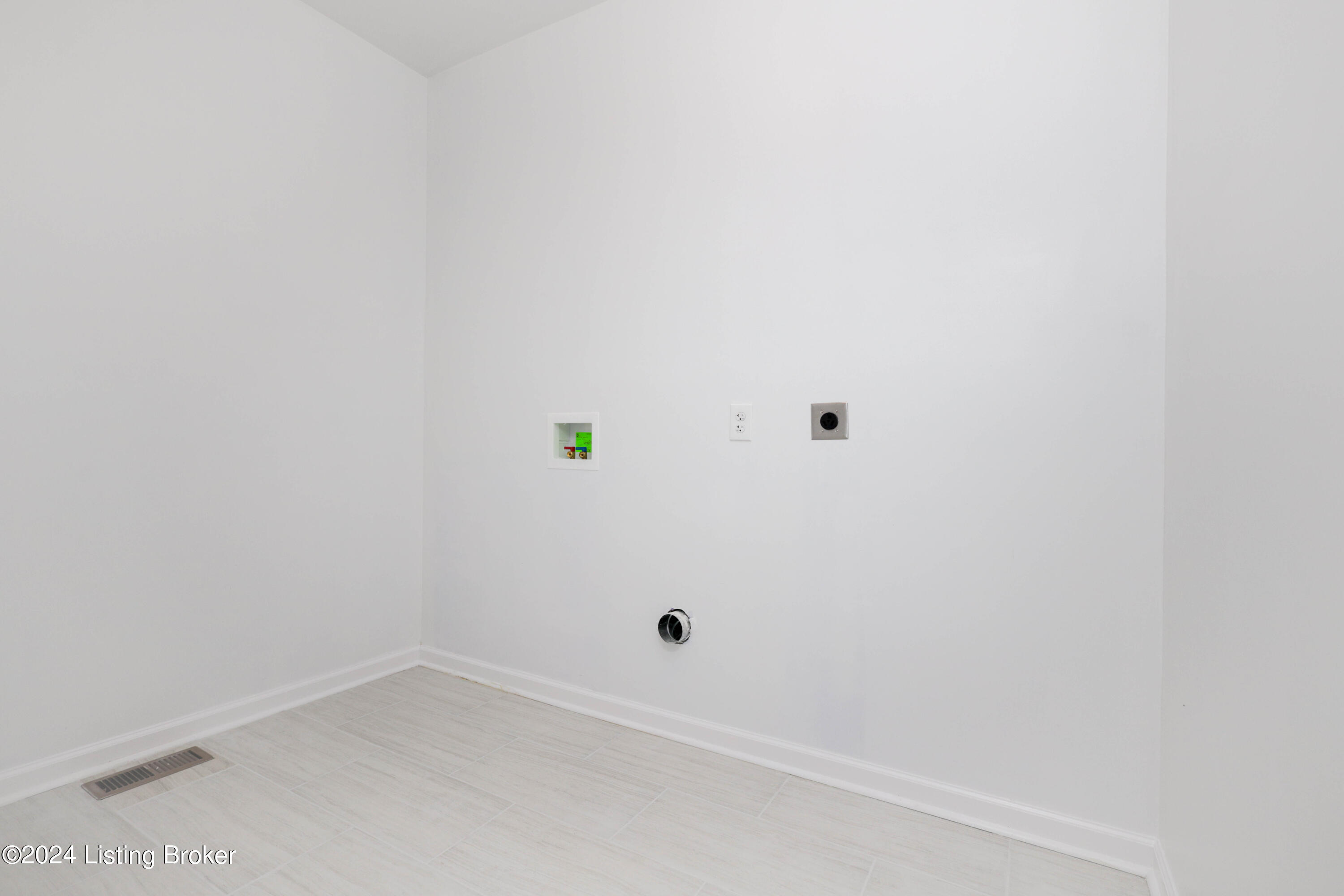 7711 Cottage Cove Way