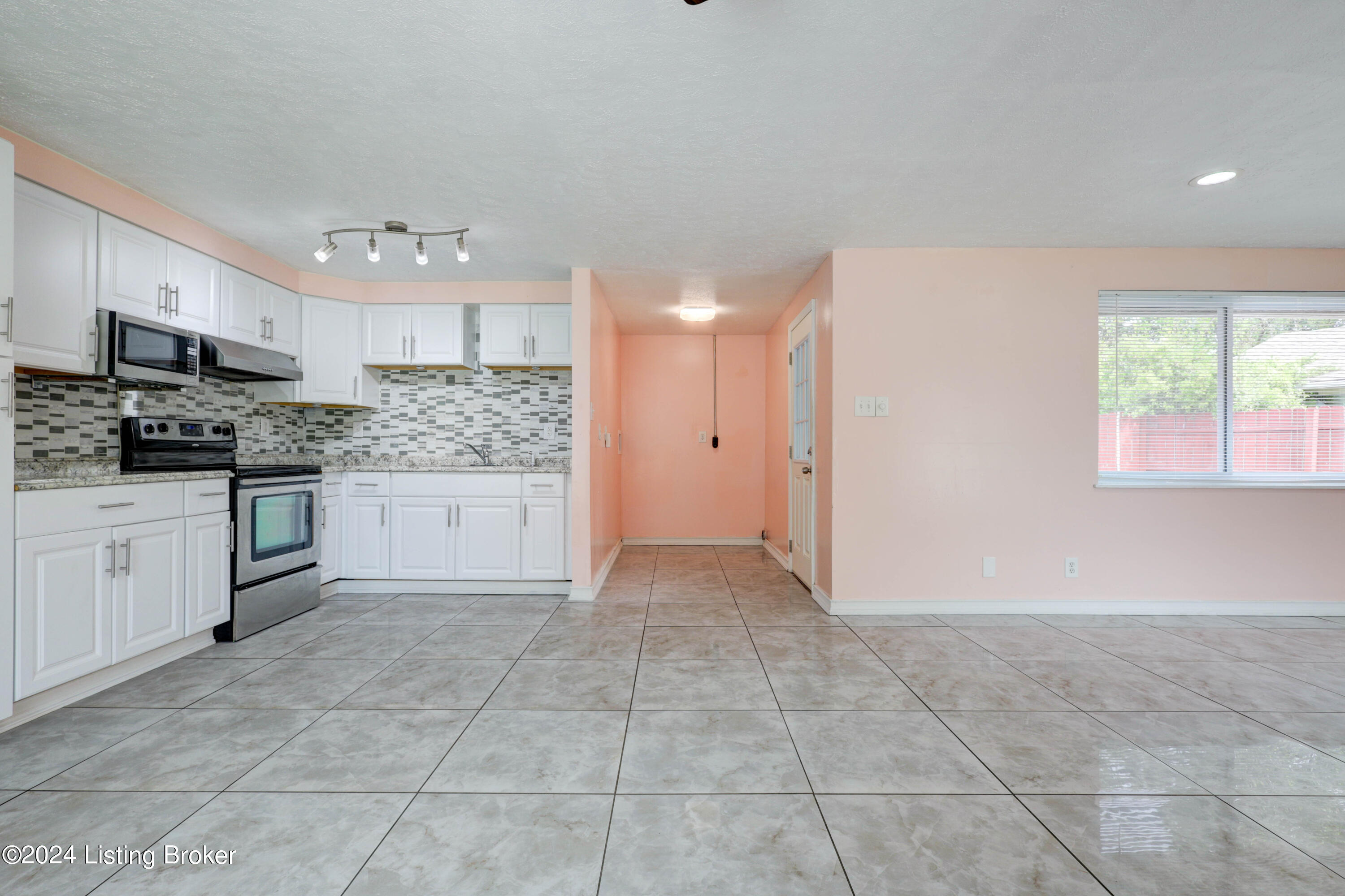 5005 Runic Way