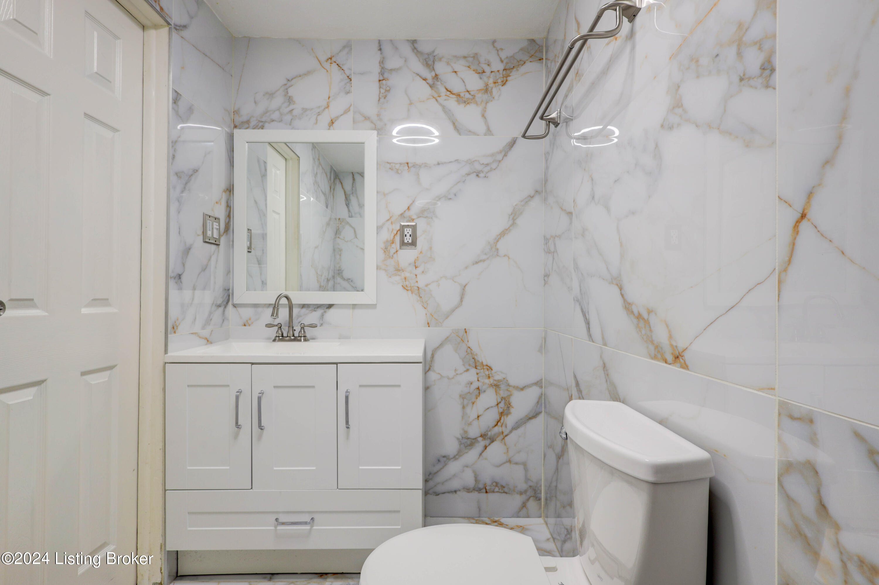 5005 Runic Way