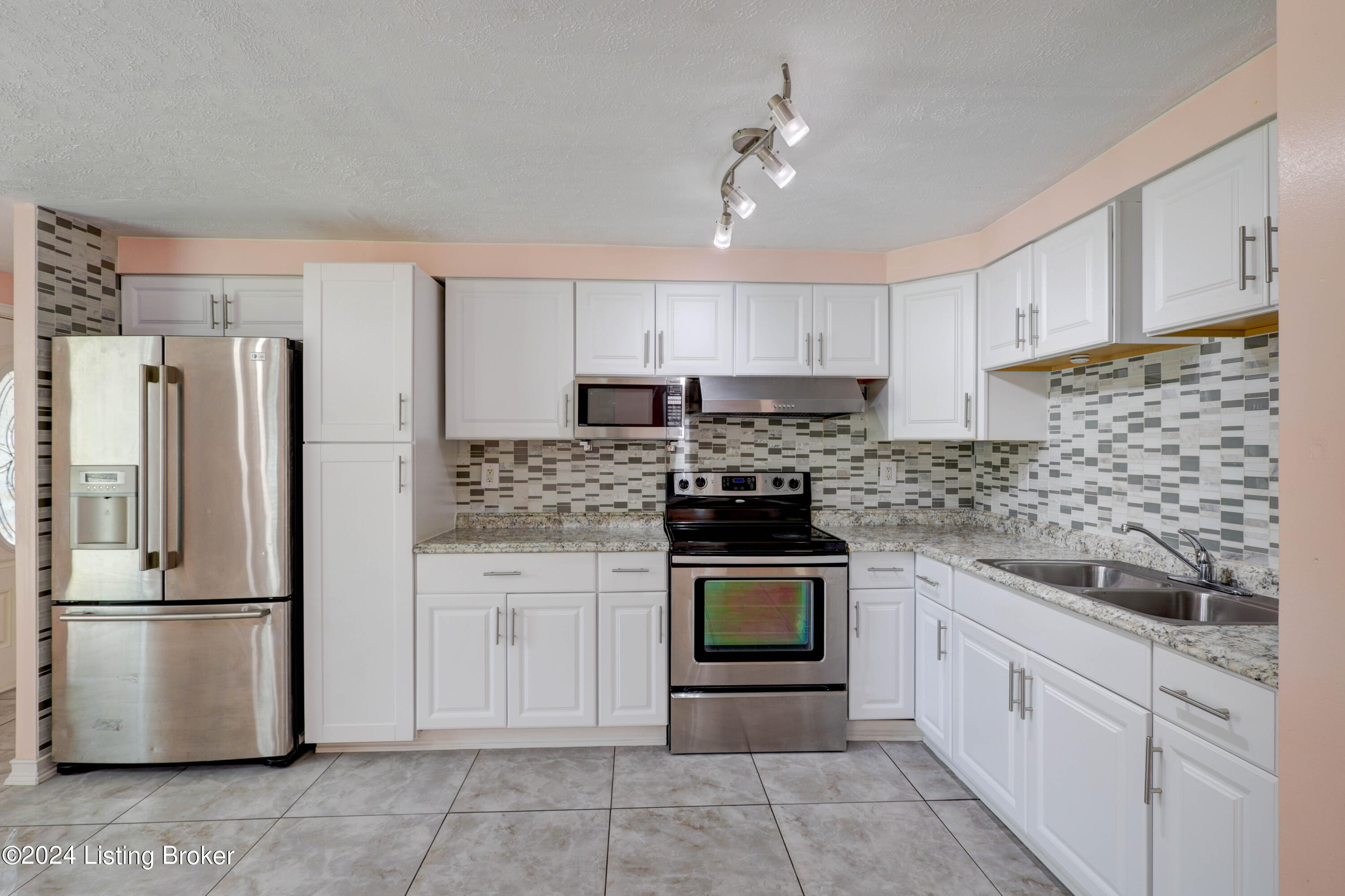 5005 Runic Way