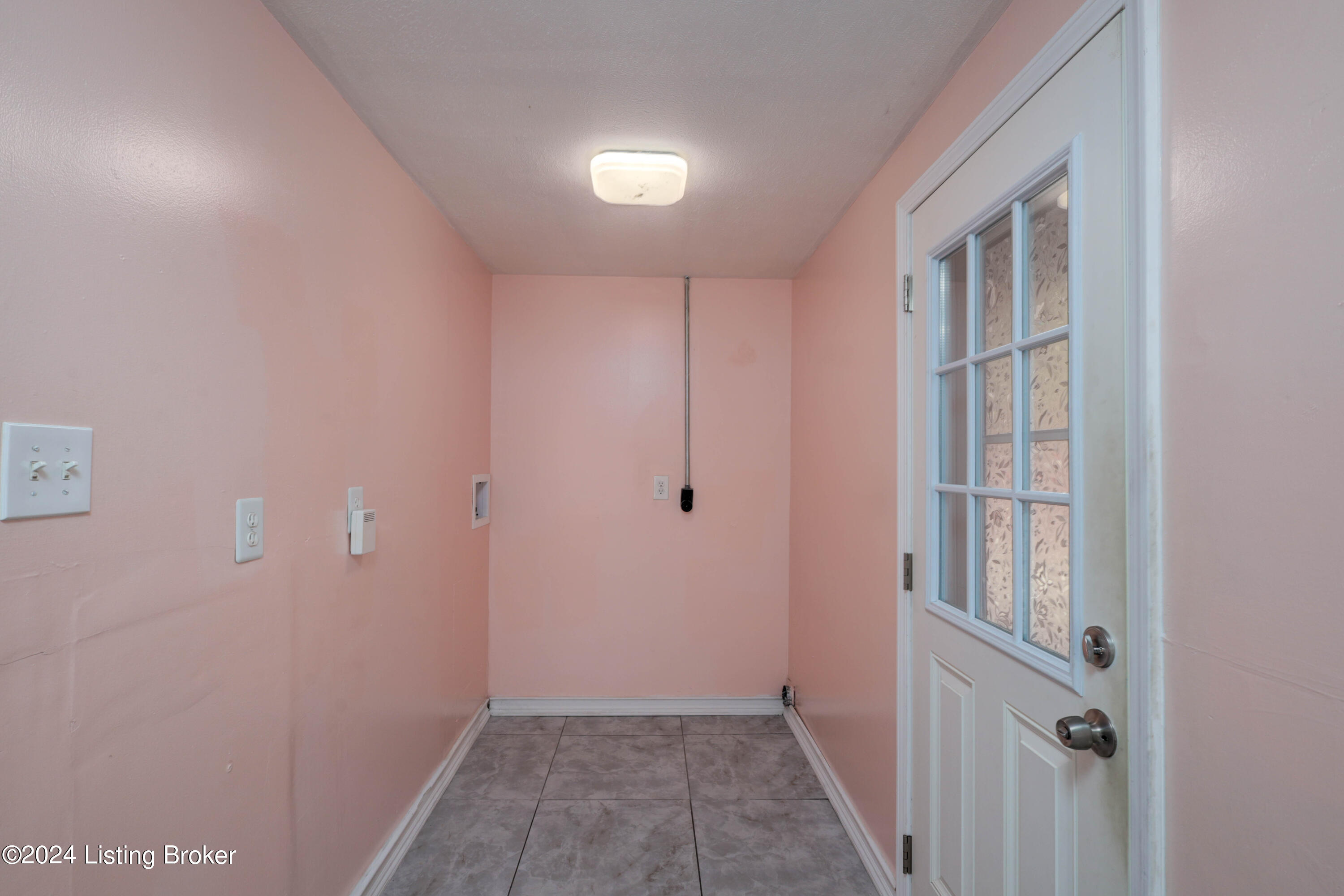 5005 Runic Way