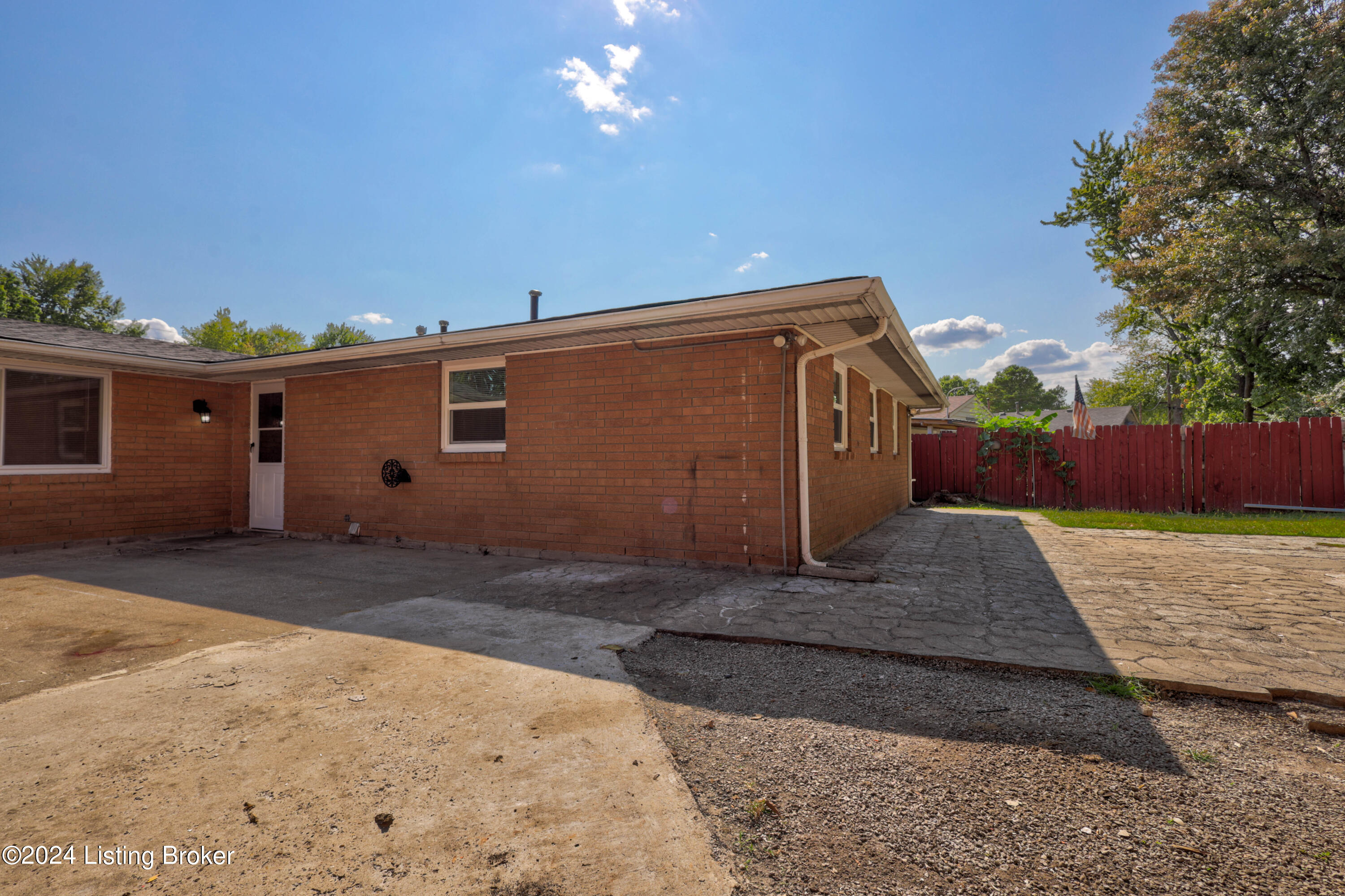 5005 Runic Way