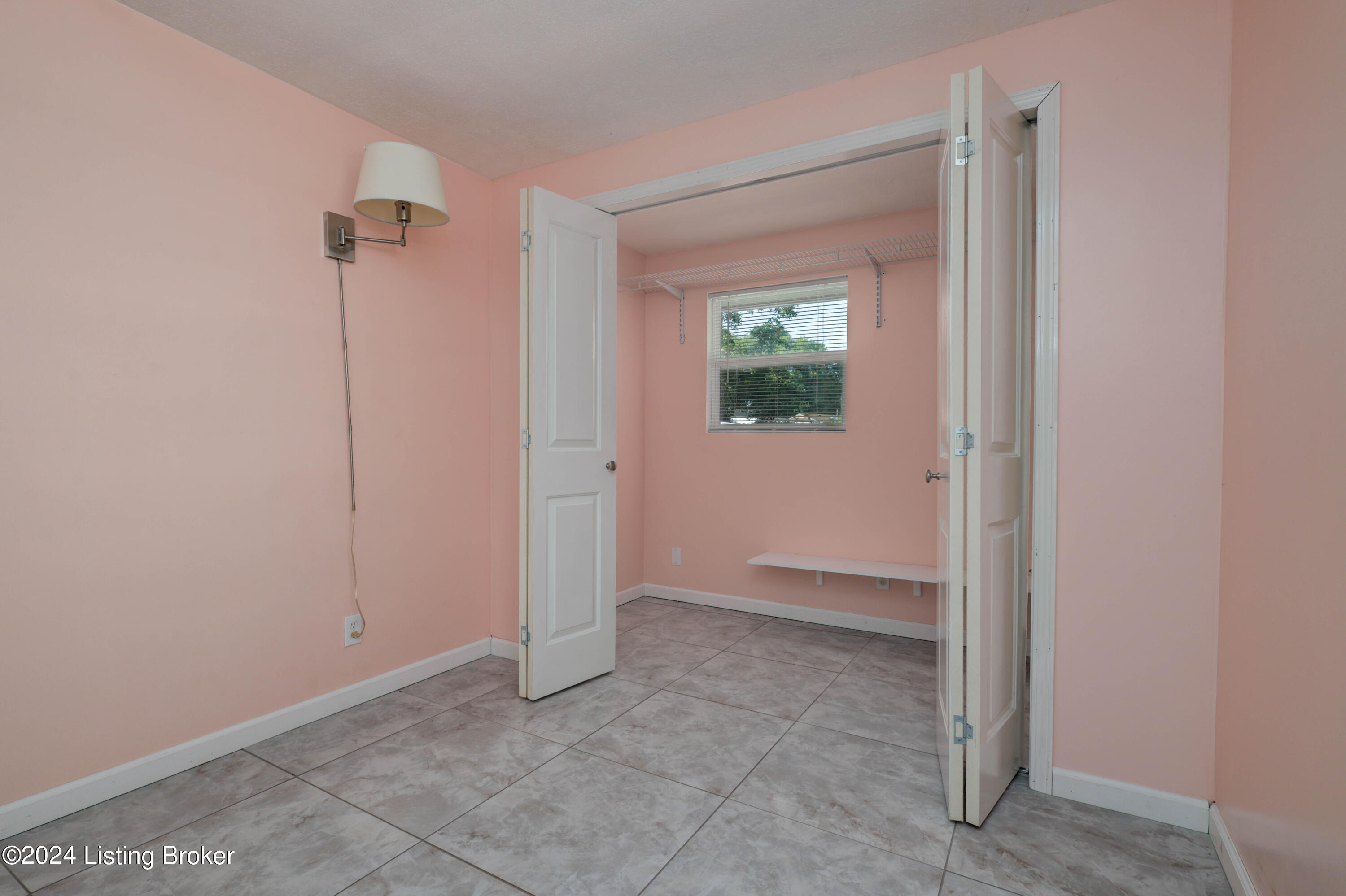 5005 Runic Way
