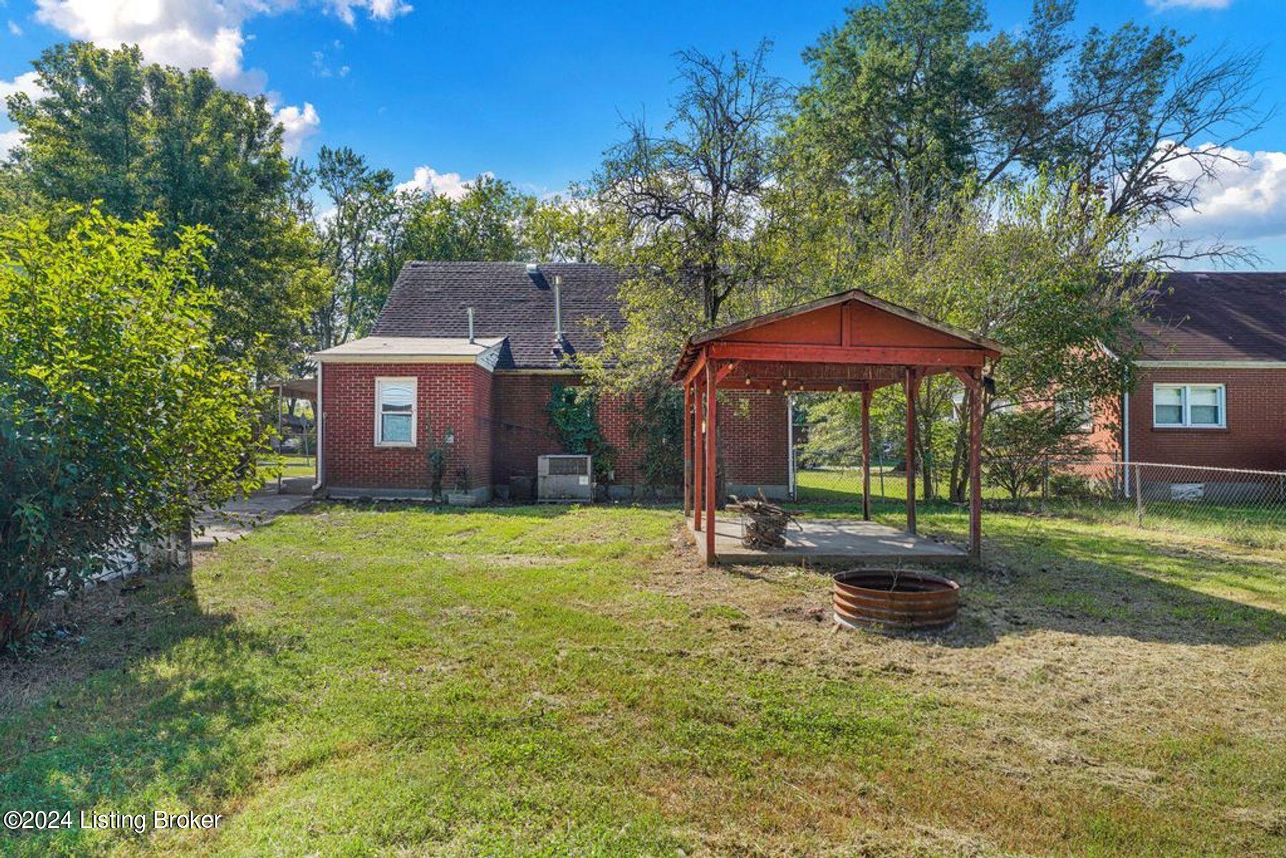 5335 Stephan Dr