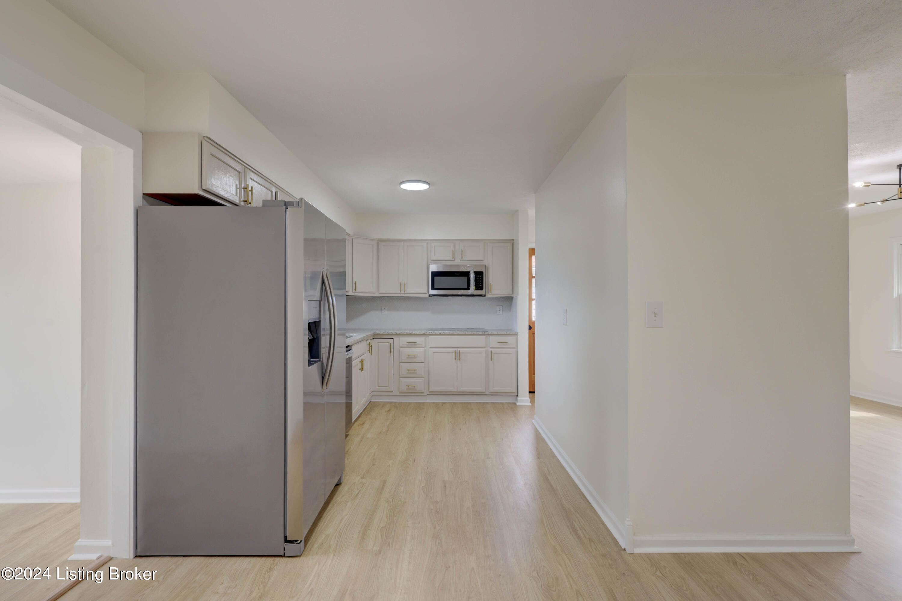 4711 Greenwood Rd