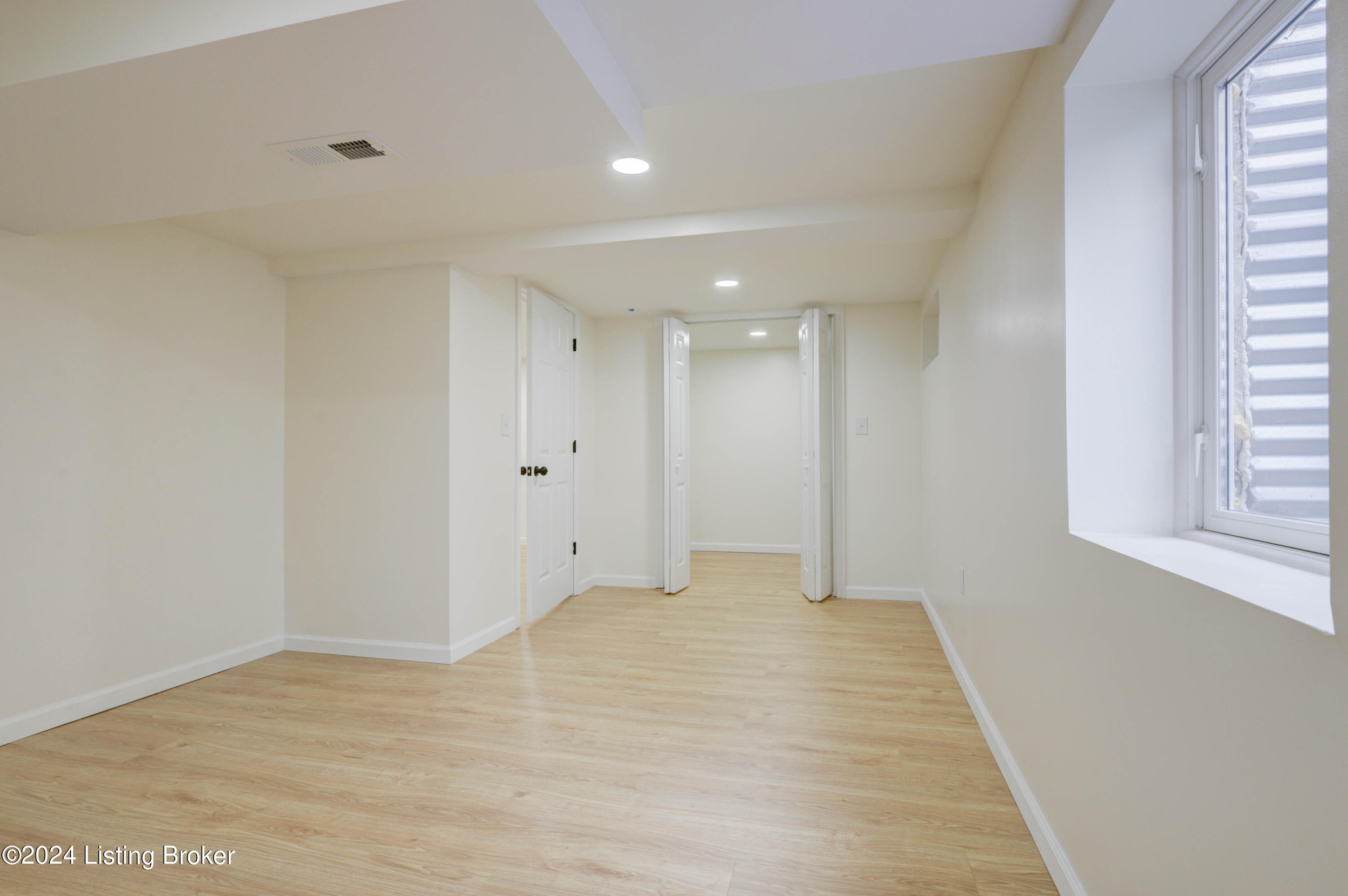 4711 Greenwood Rd