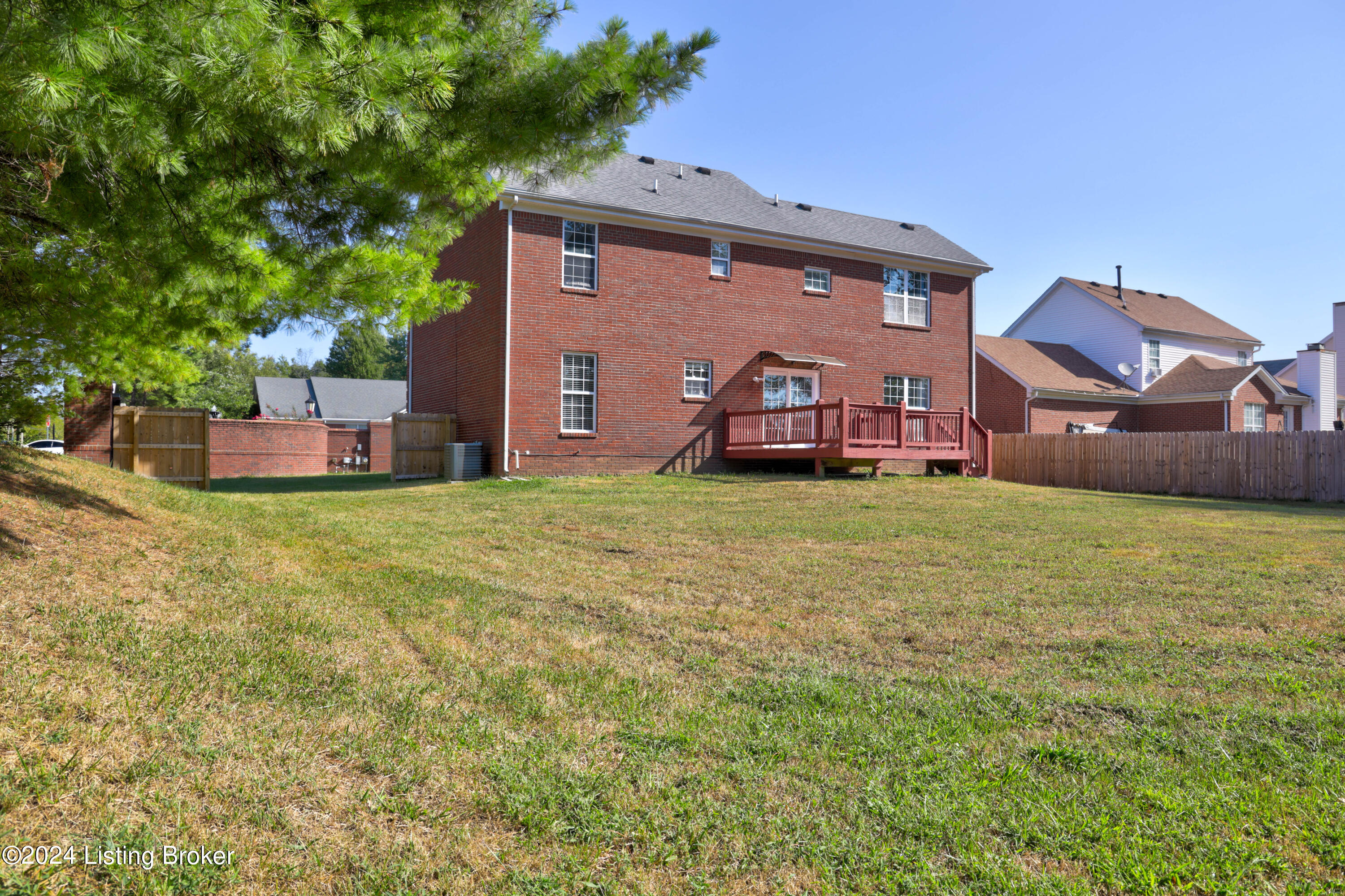 8000 Adams Run Rd