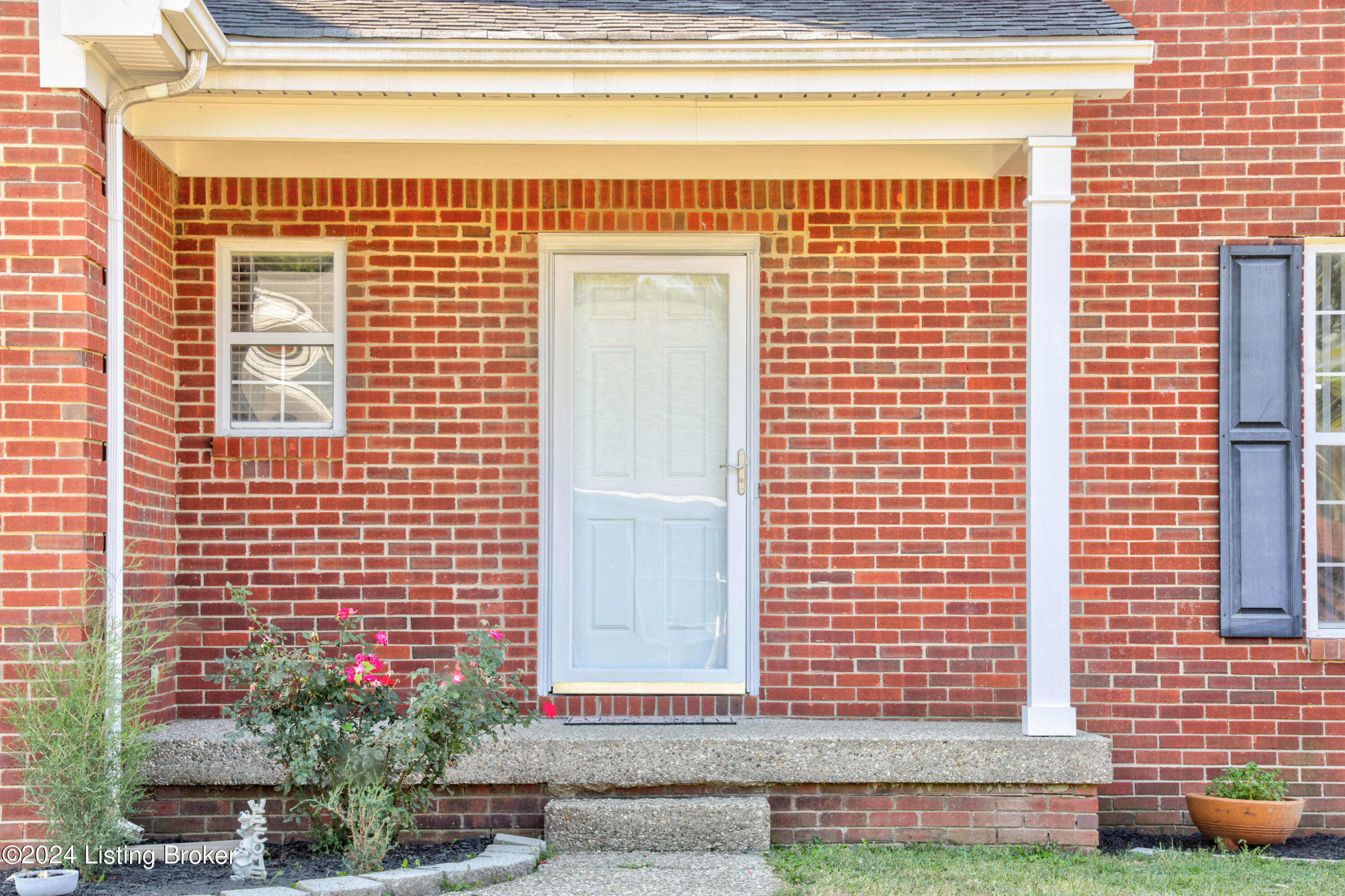 8000 Adams Run Rd