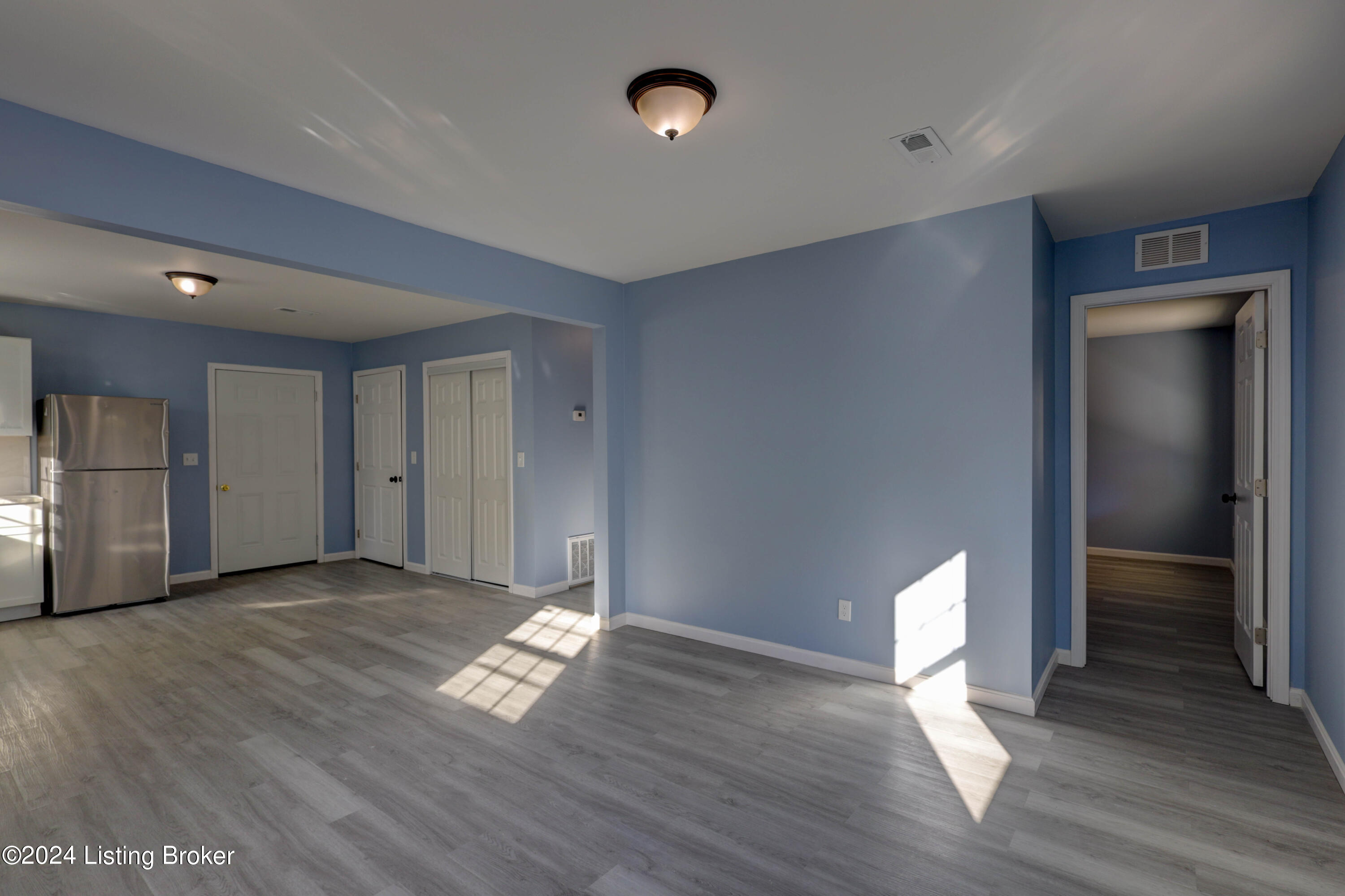 157 E Wampum Ave