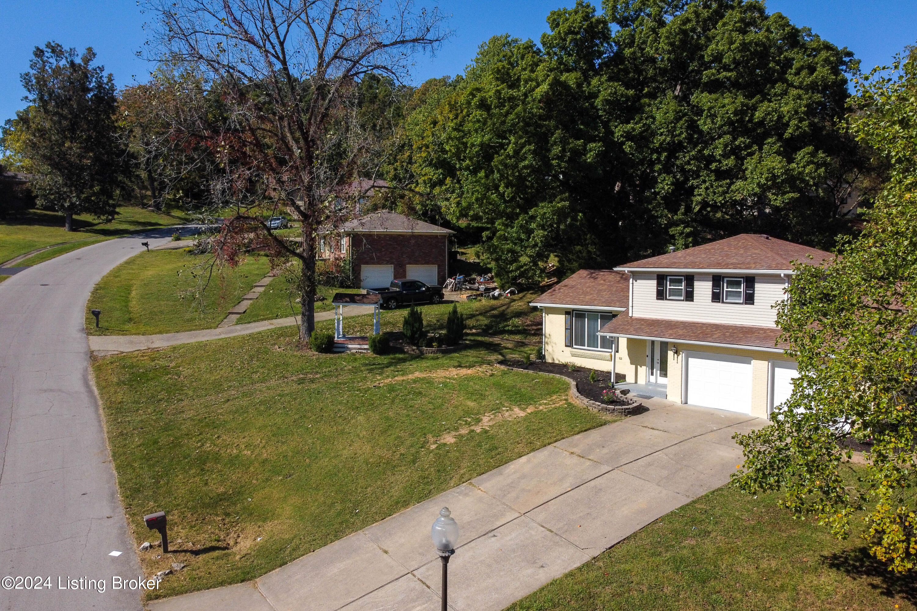 9205 Windsor Park Dr
