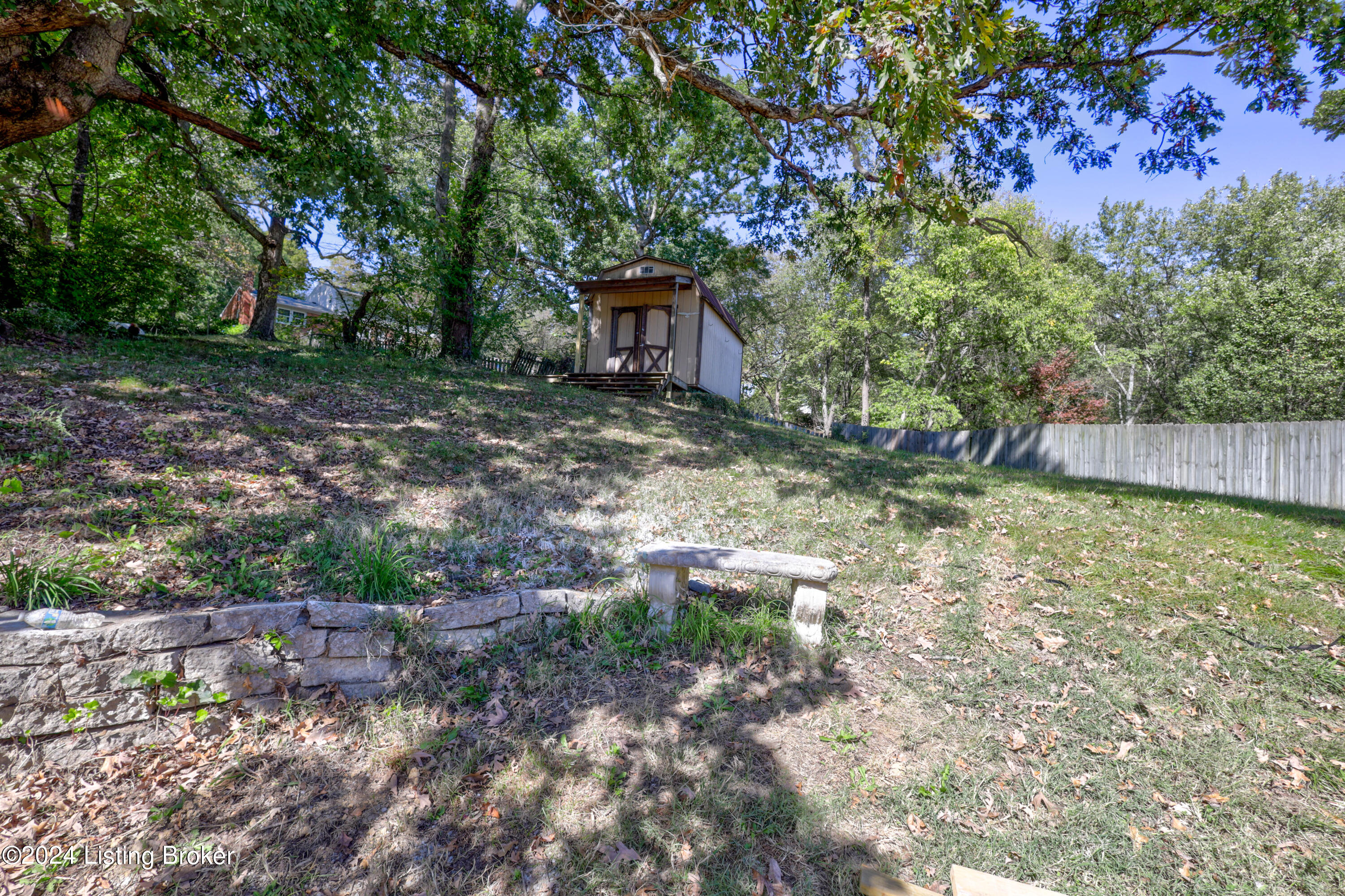 9205 Windsor Park Dr
