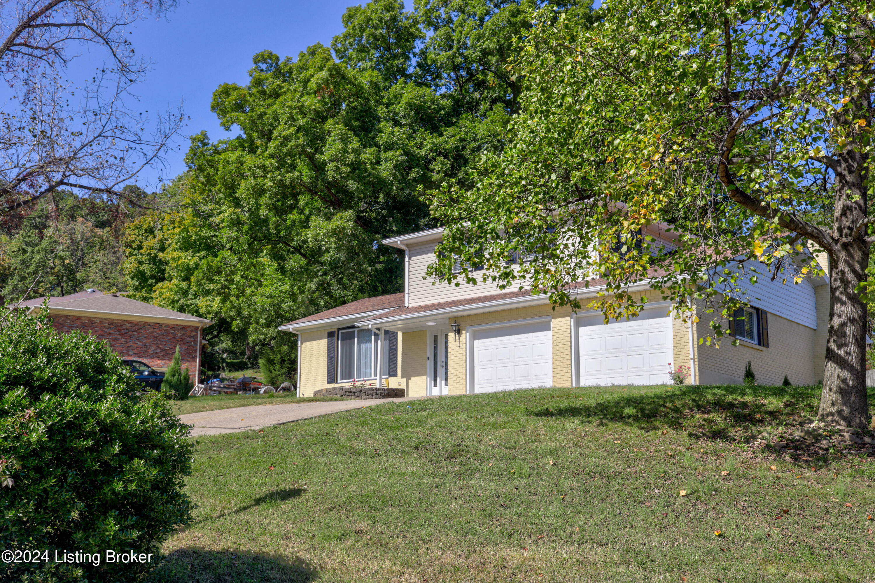 9205 Windsor Park Dr