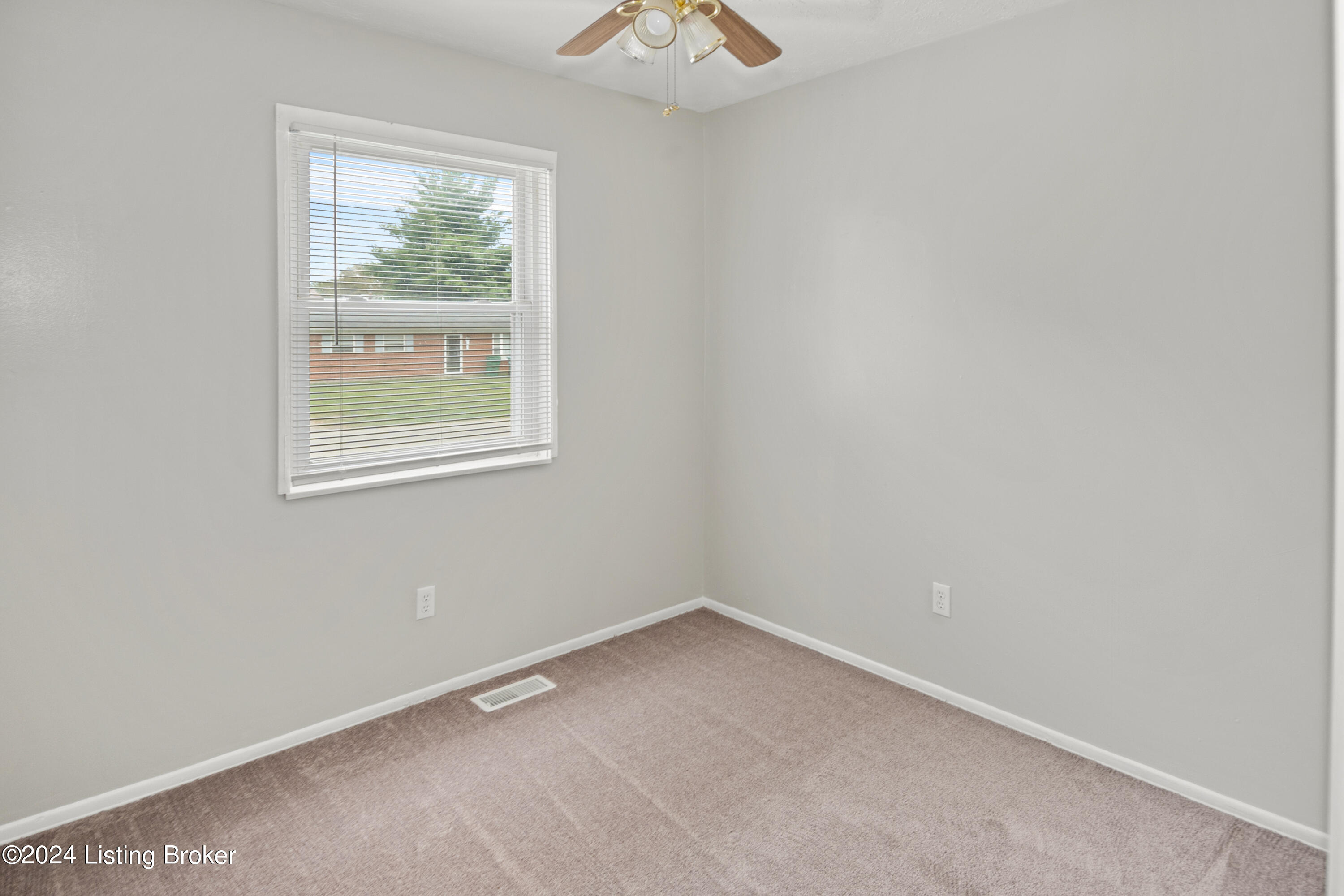 141 Broadland Ct