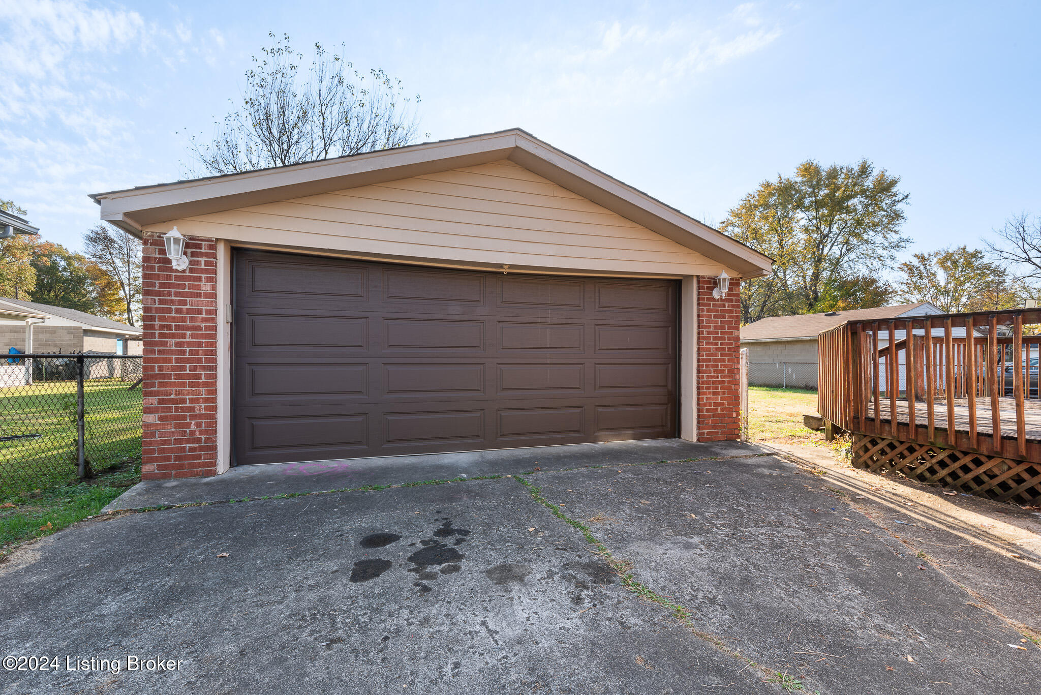 9707 Thor Ave