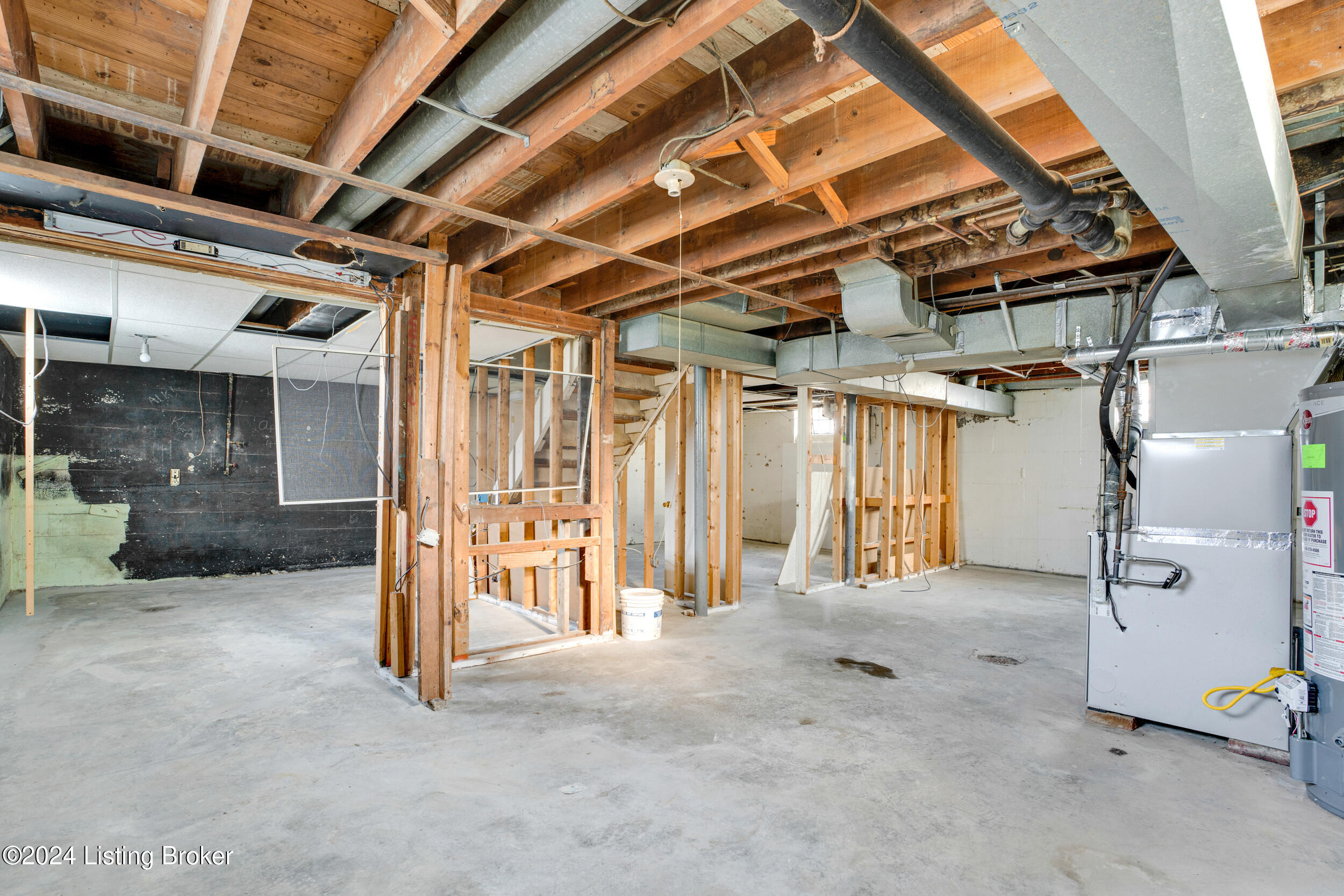 11407 Flowervale Ln