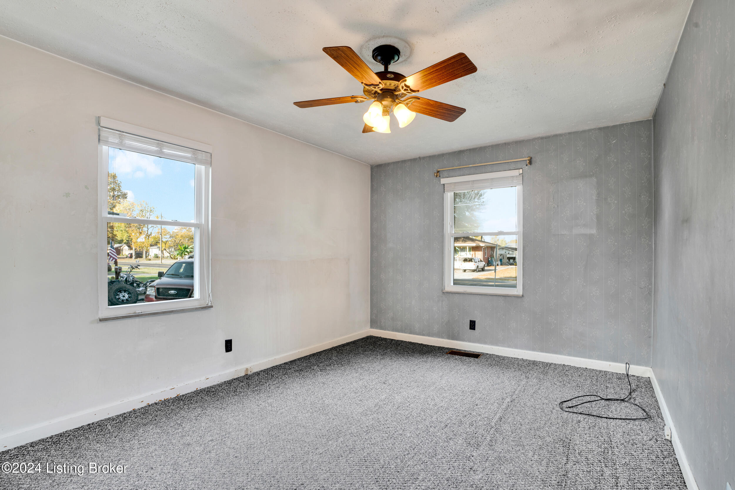 11407 Flowervale Ln