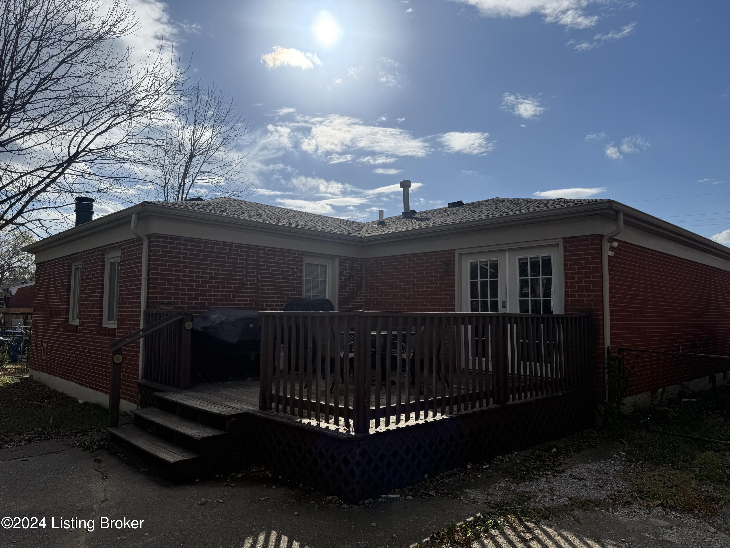 9805 West Ave