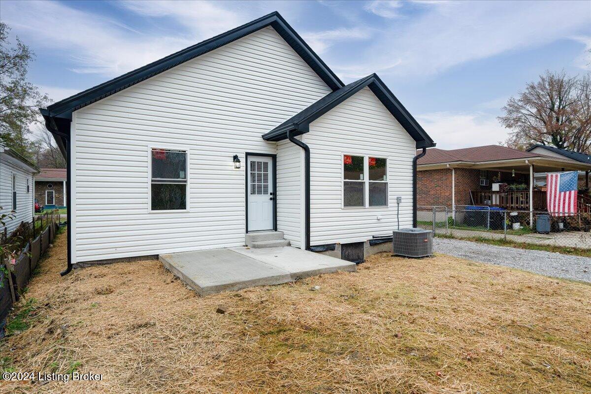 630 Iroquois Ave