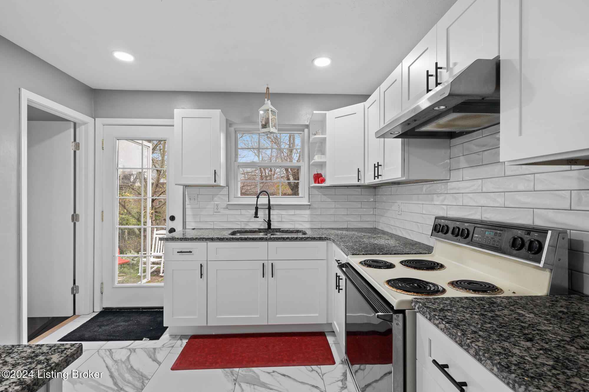3604 Rolling Stone Ct