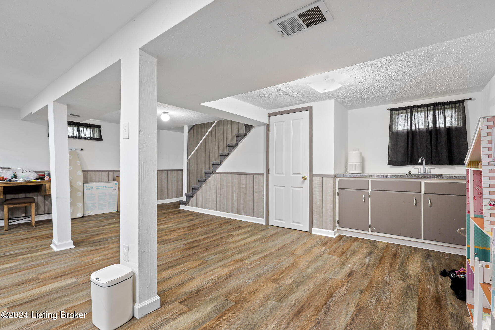 3604 Rolling Stone Ct