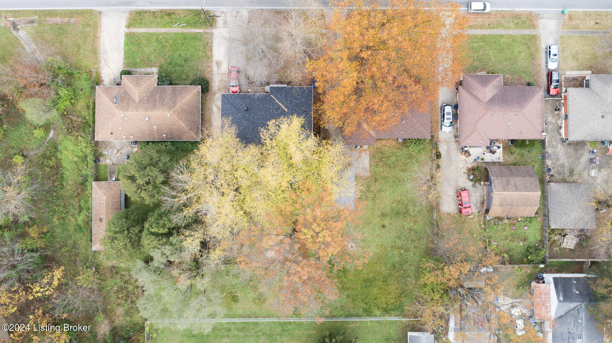 2406 Garrs Ln