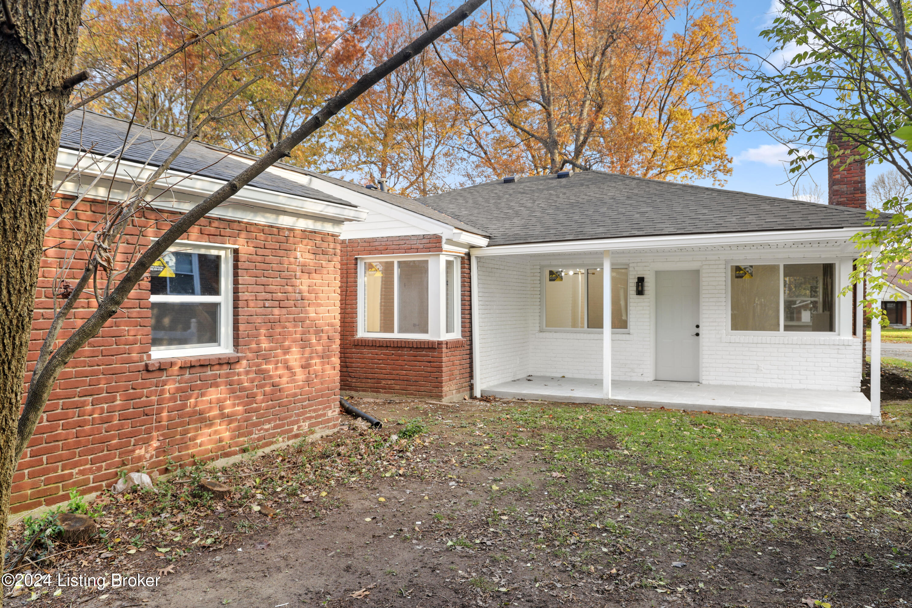 200 E Esplanade Ave