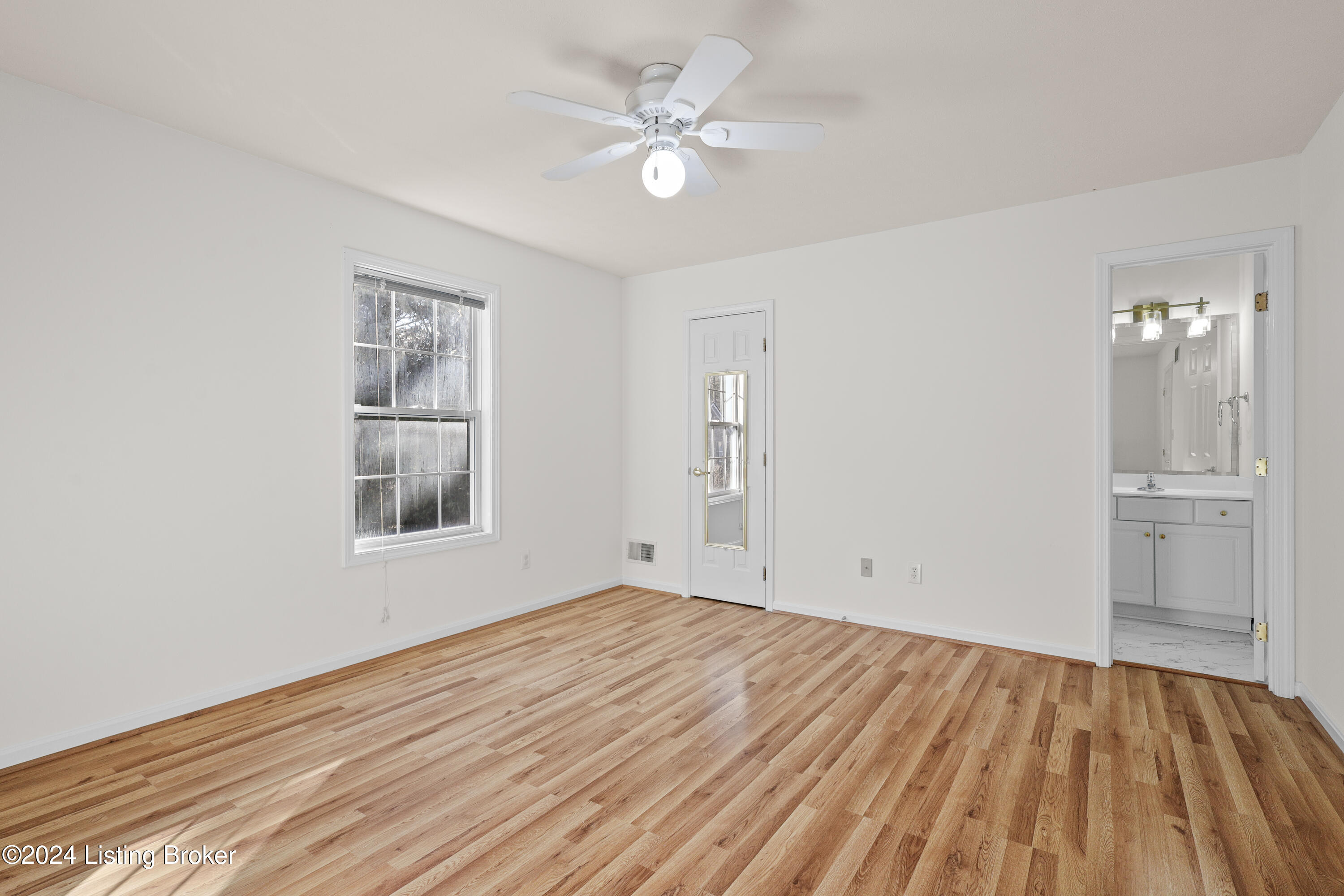 9115 Auburn Woods Ct