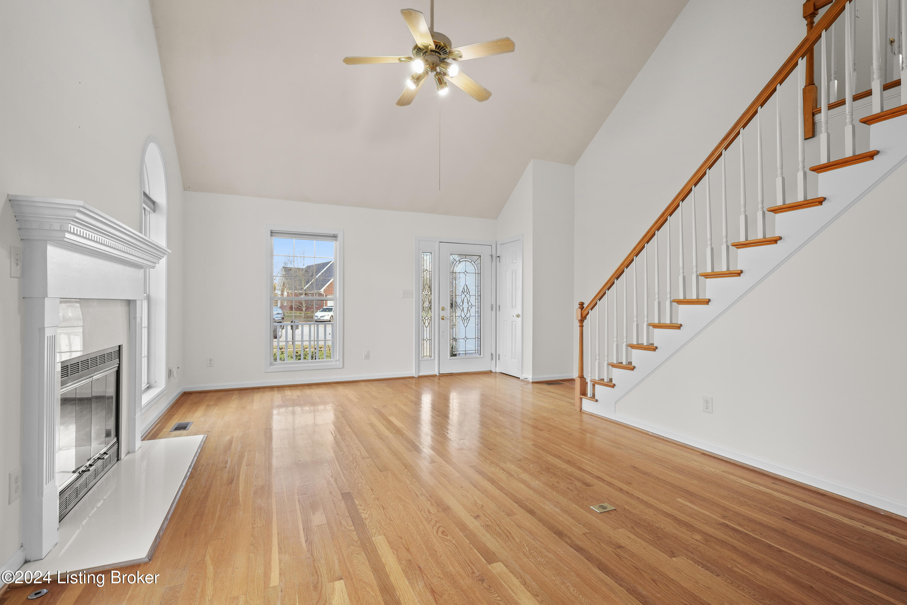 9115 Auburn Woods Ct
