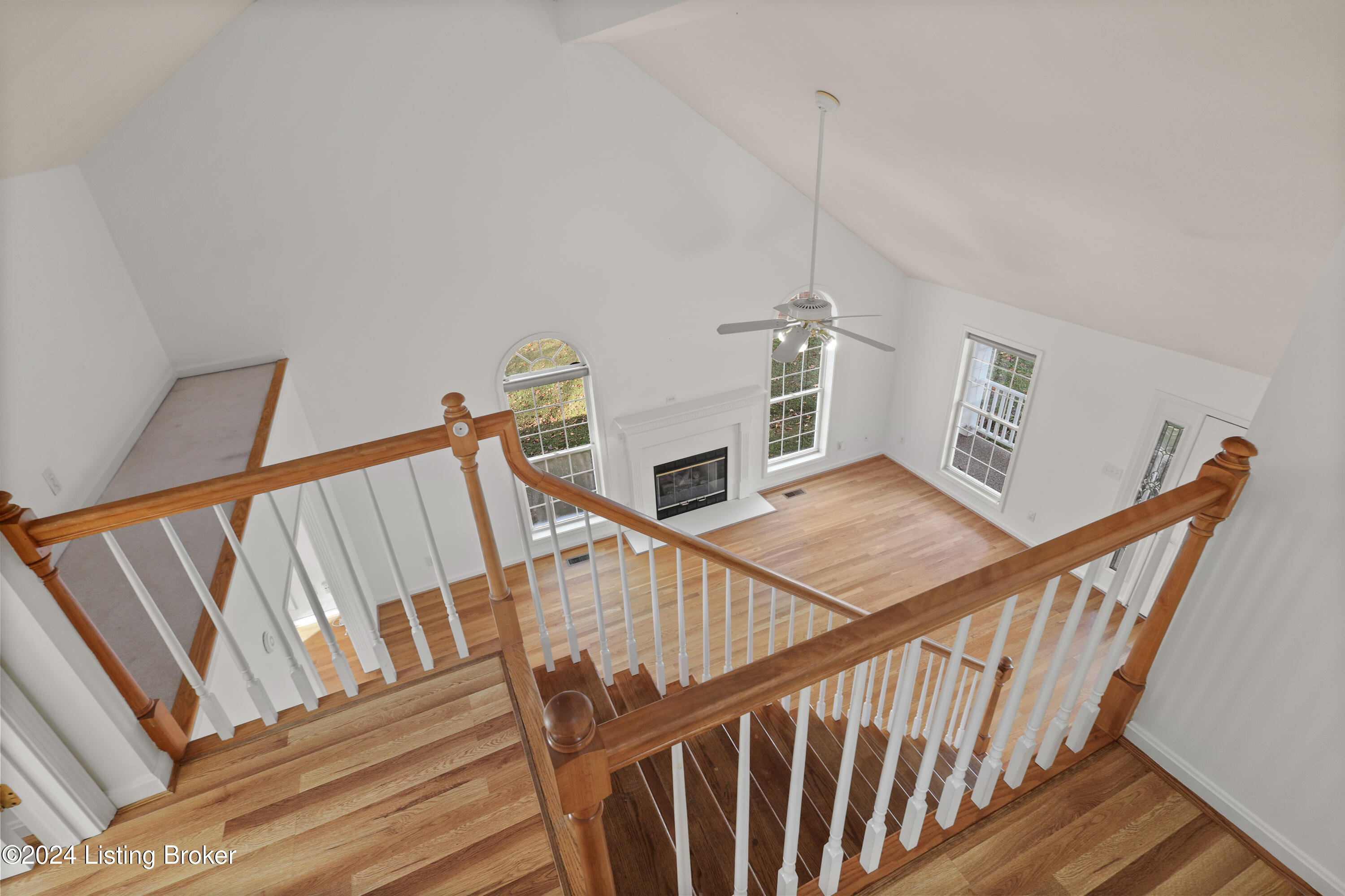9115 Auburn Woods Ct